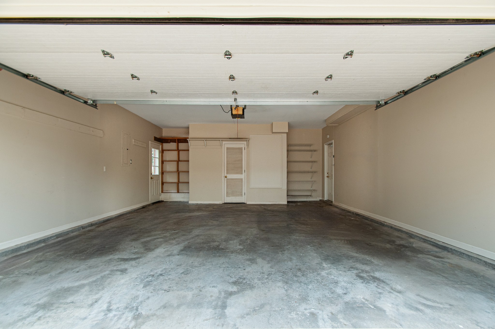 312 Fairbourne Grn