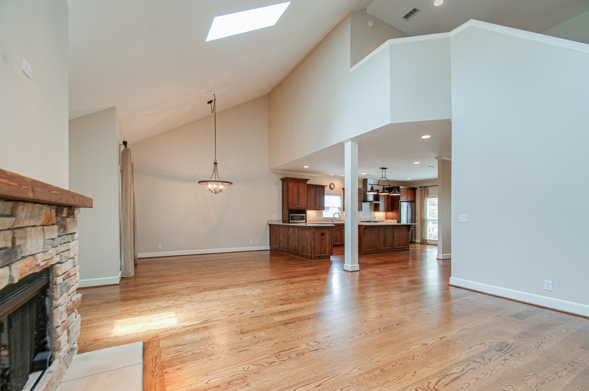 312 Fairbourne Grn