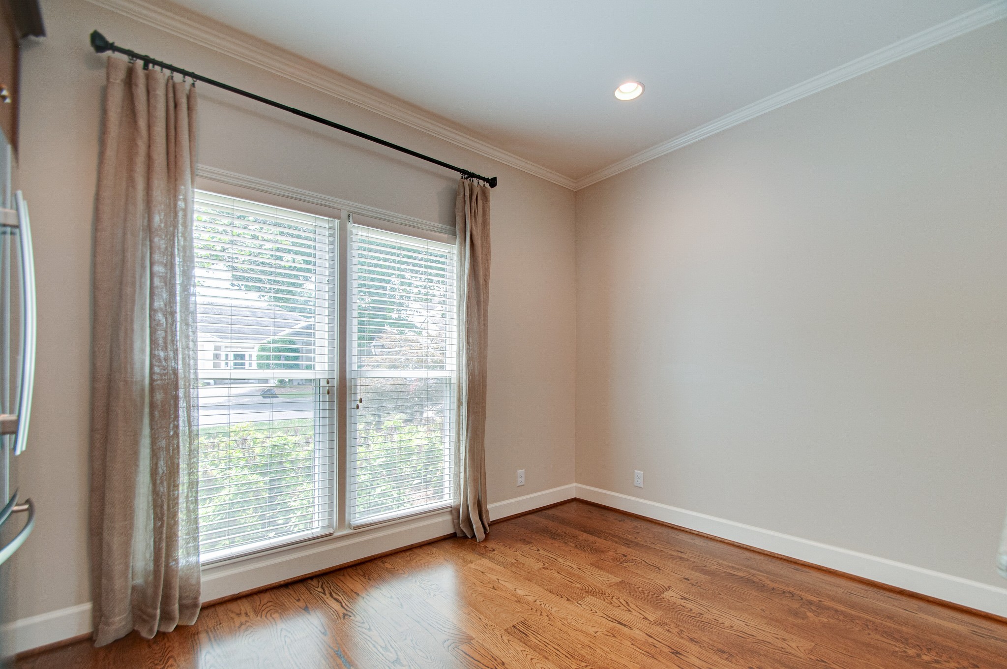 312 Fairbourne Grn