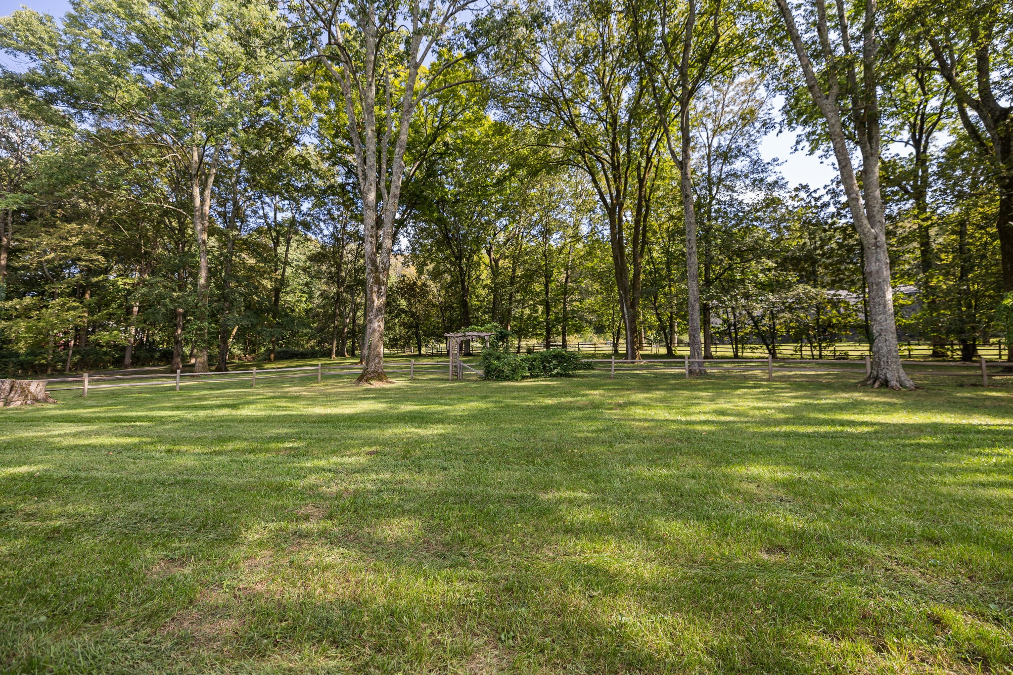 1410 Chickering Rd