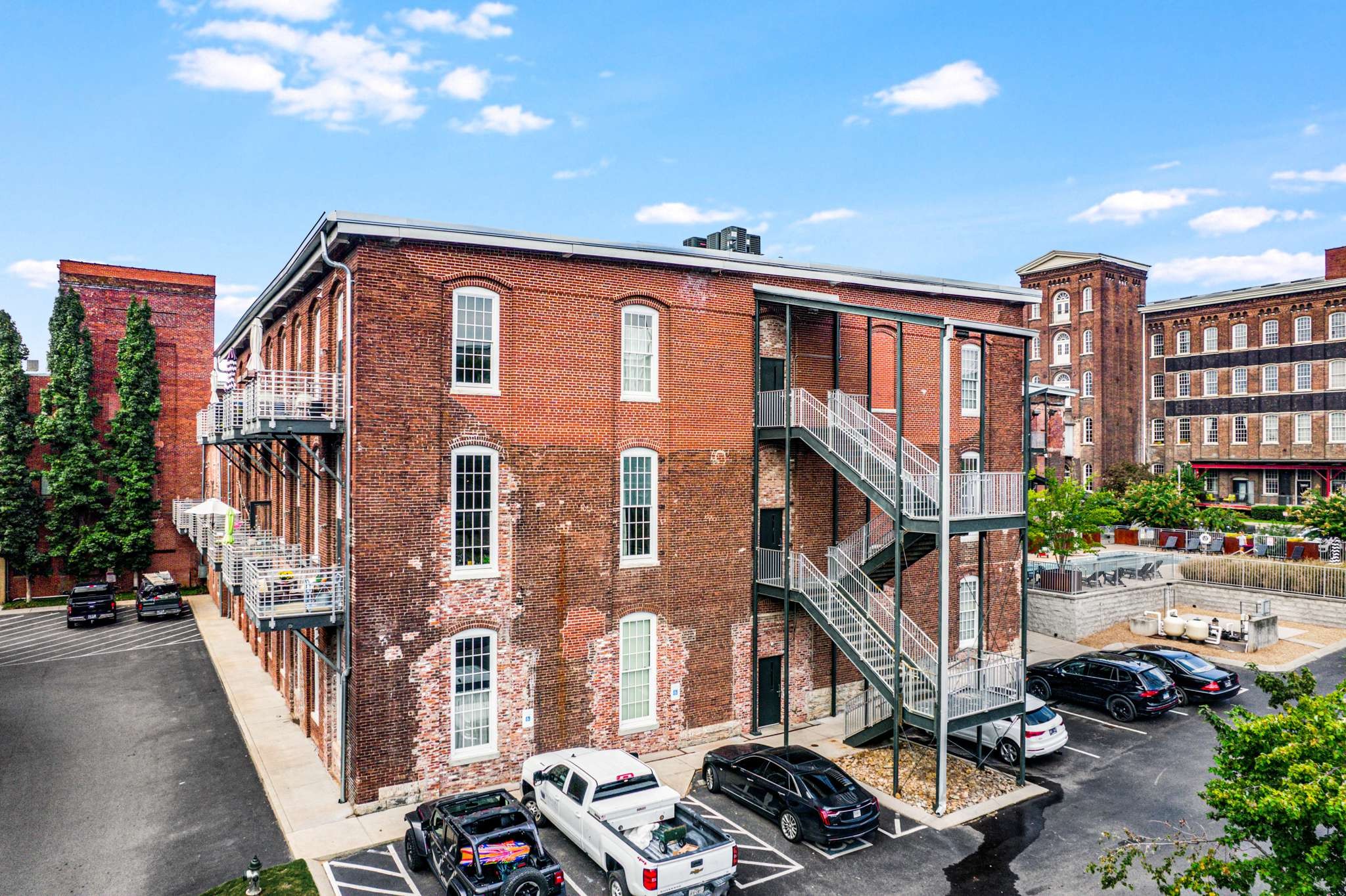 1350 Rosa L Parks Blvd Unit: 369