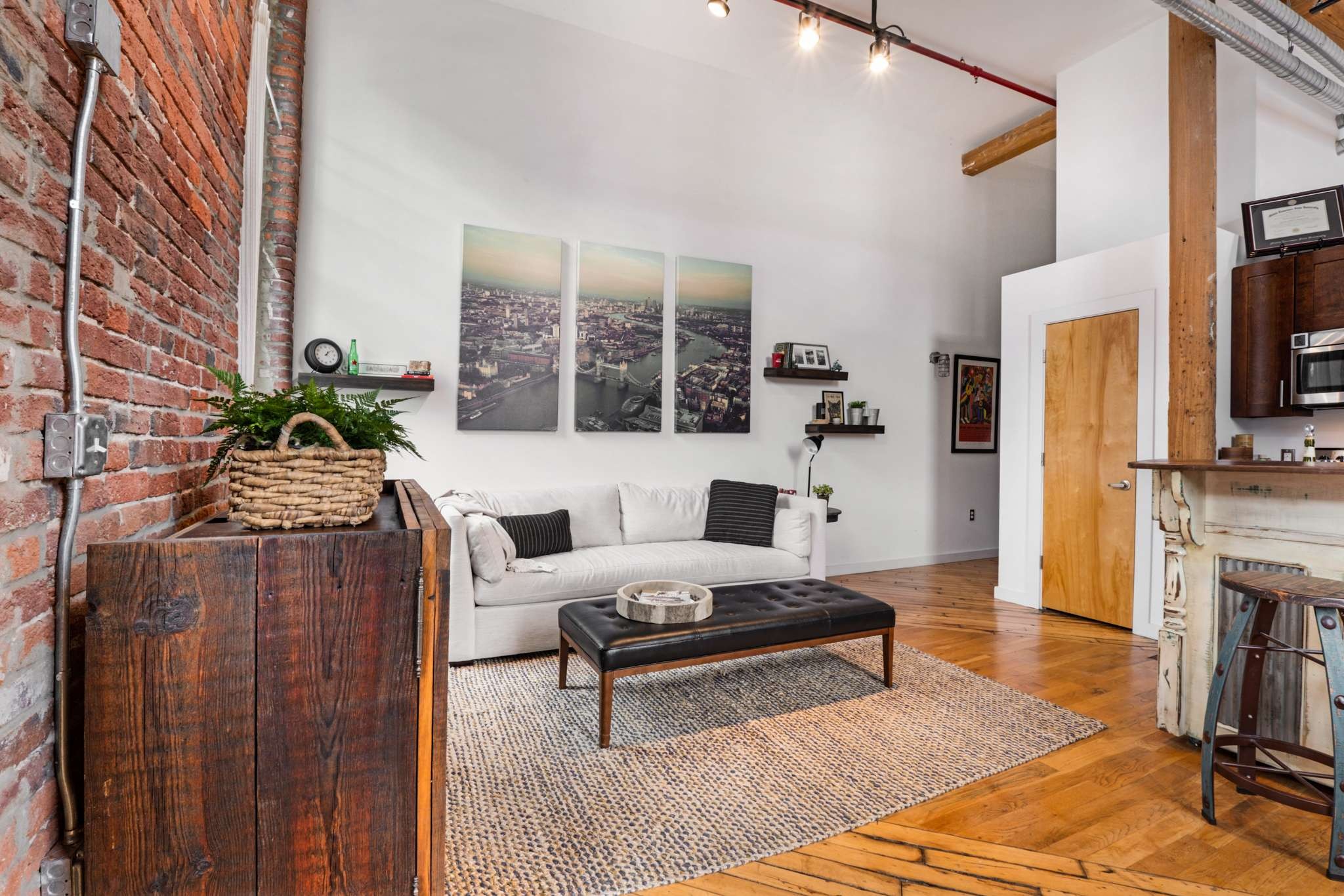 1350 Rosa L Parks Blvd Unit: 369