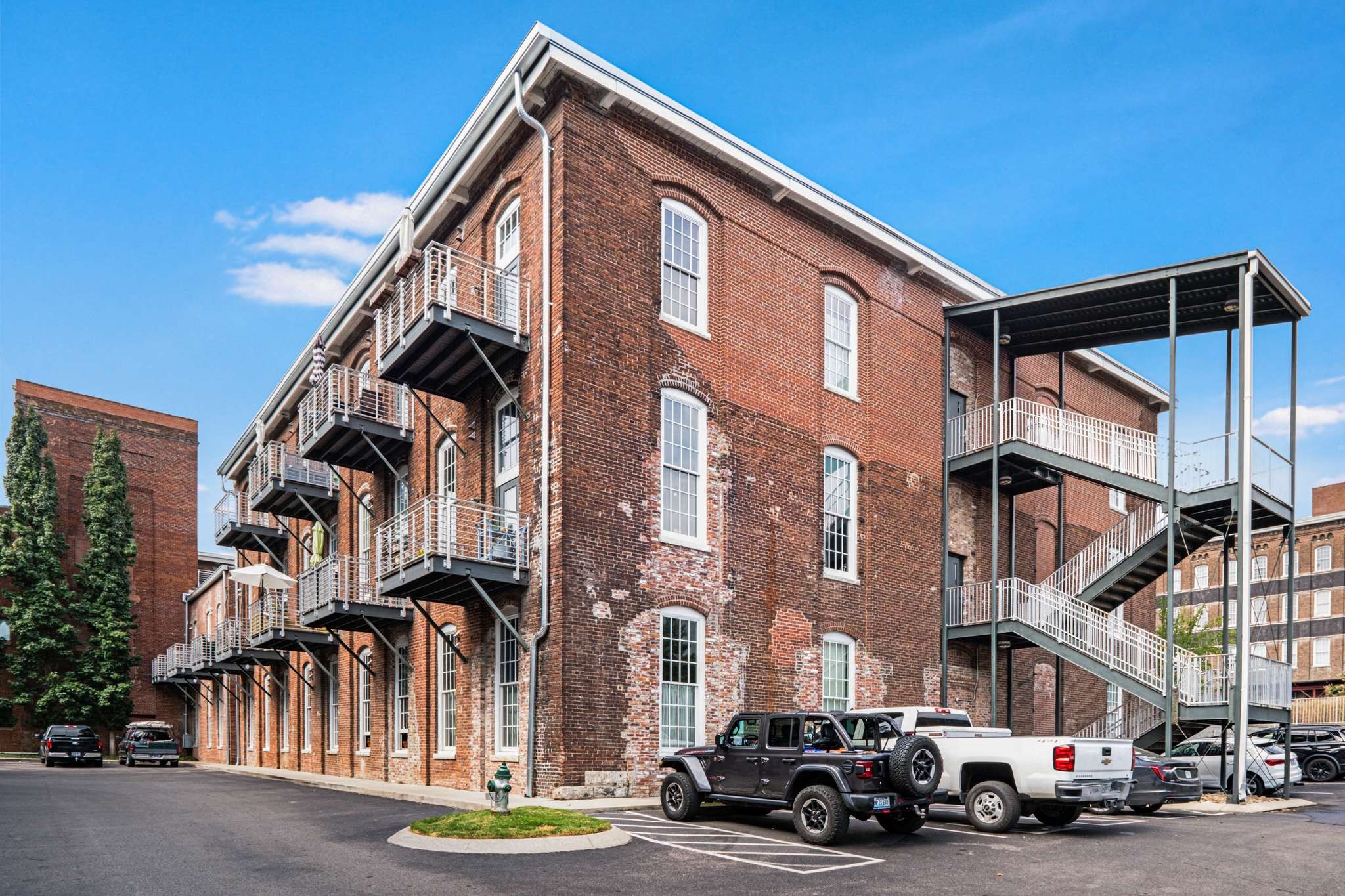 1350 Rosa L Parks Blvd Unit: 369
