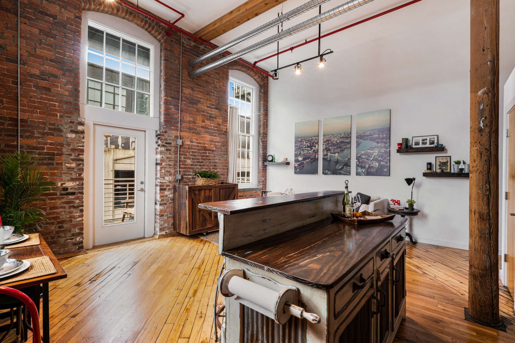 1350 Rosa L Parks Blvd Unit: 369
