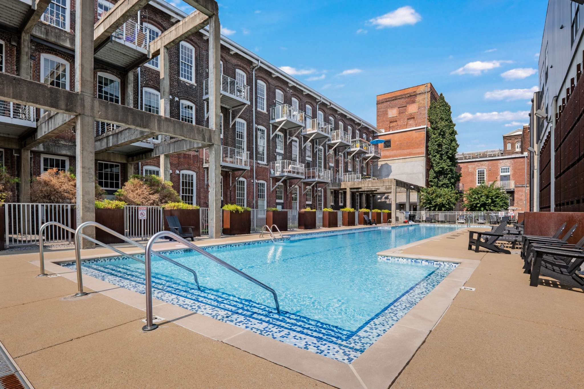1350 Rosa L Parks Blvd Unit: 369