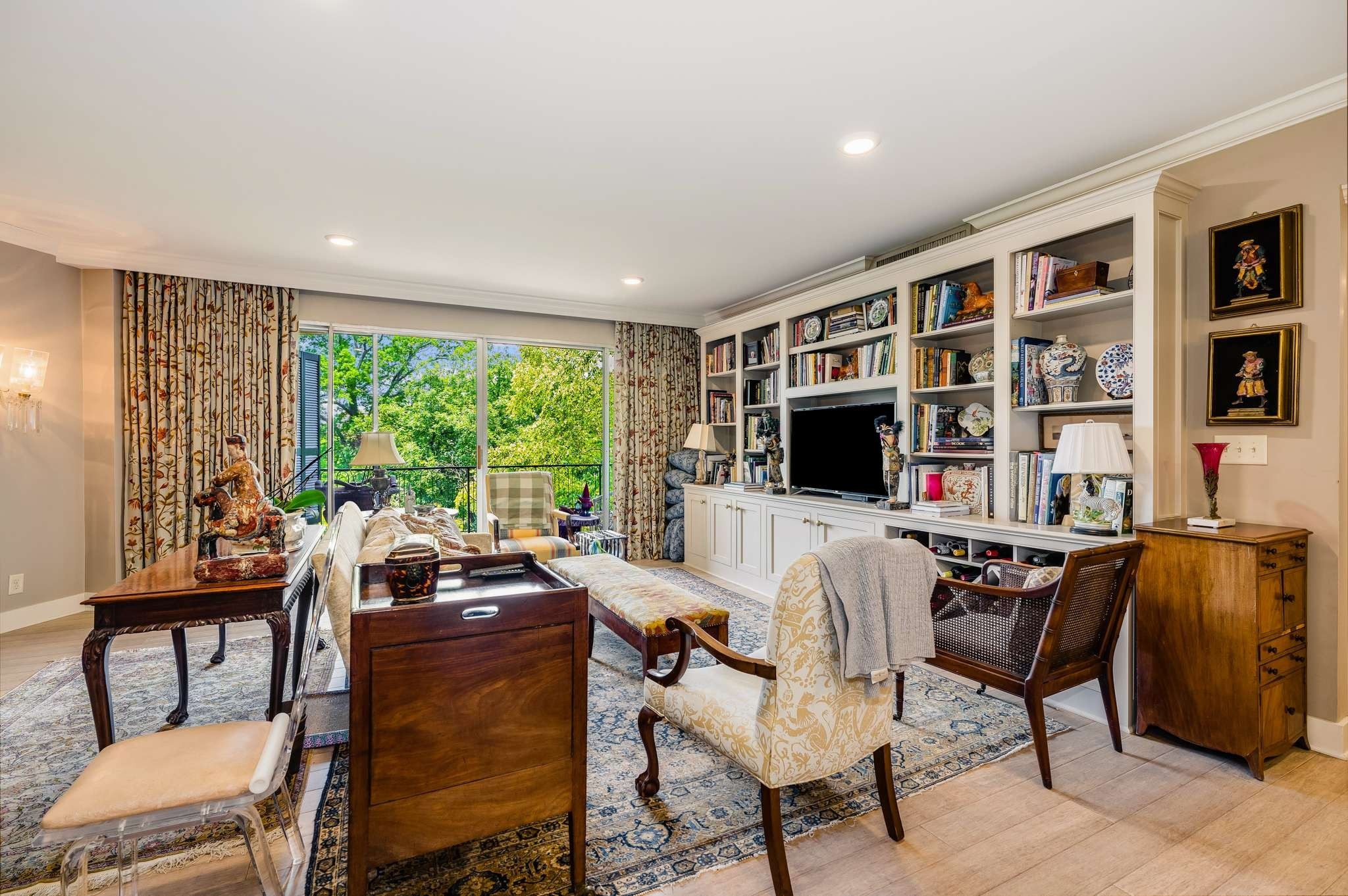 4215 Harding Pike Unit: 503