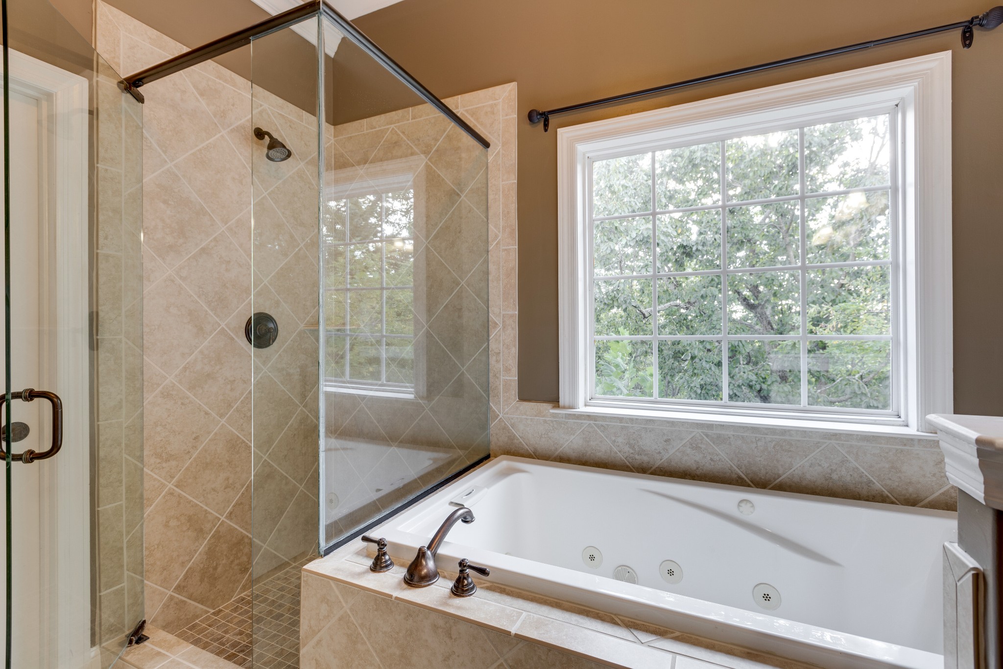 505 Summit Oaks Ct