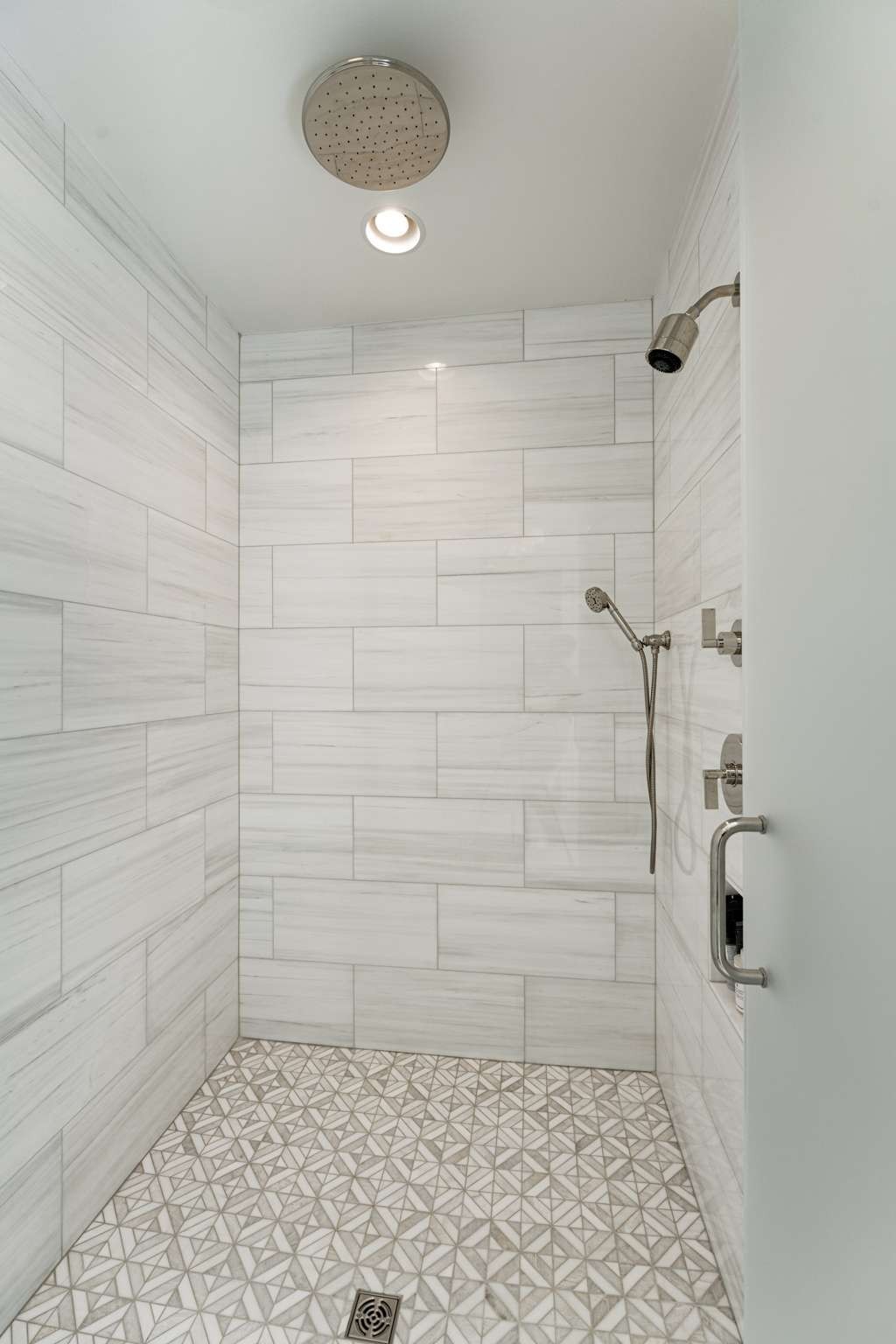325 Walnut Dr