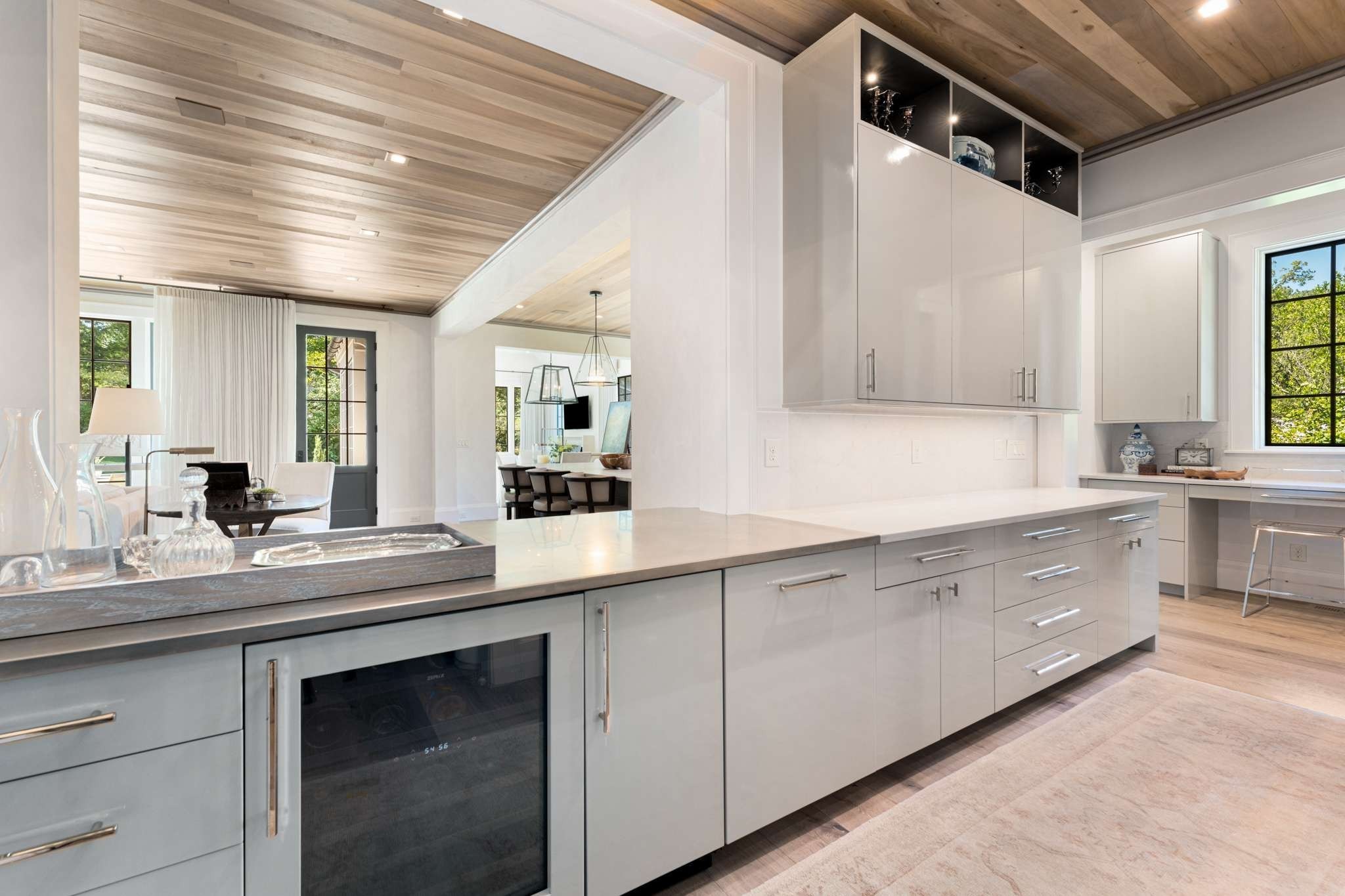 325 Walnut Dr