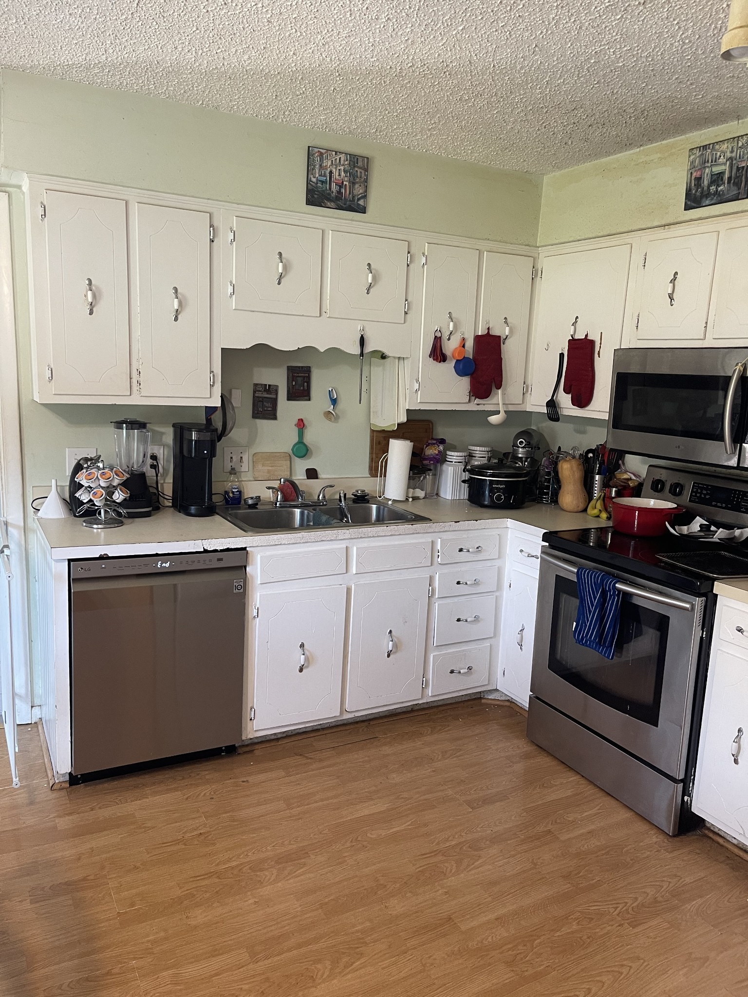 3233 Towne Village Rd