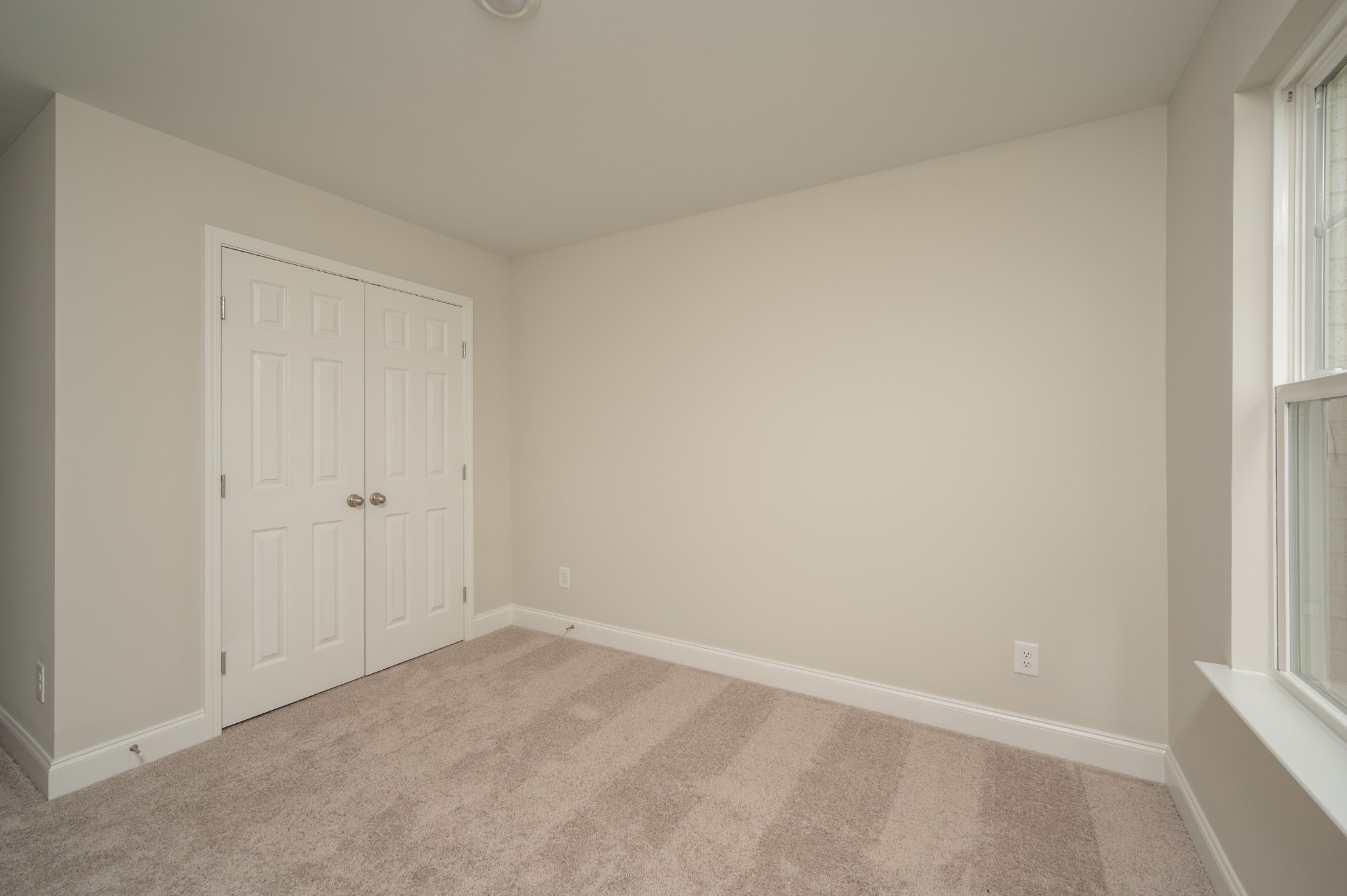 710 Hahn Ct