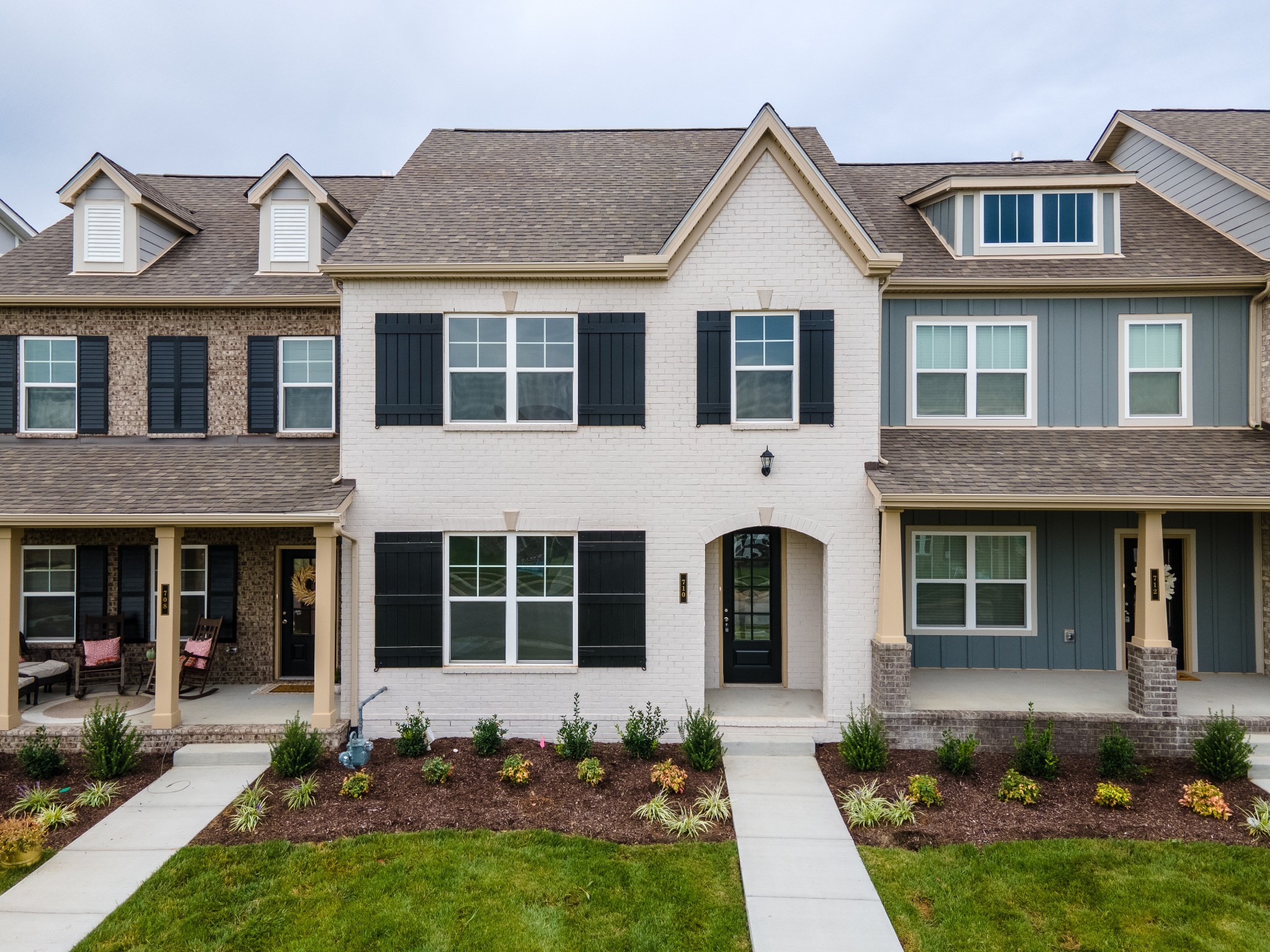 710 Hahn Ct
