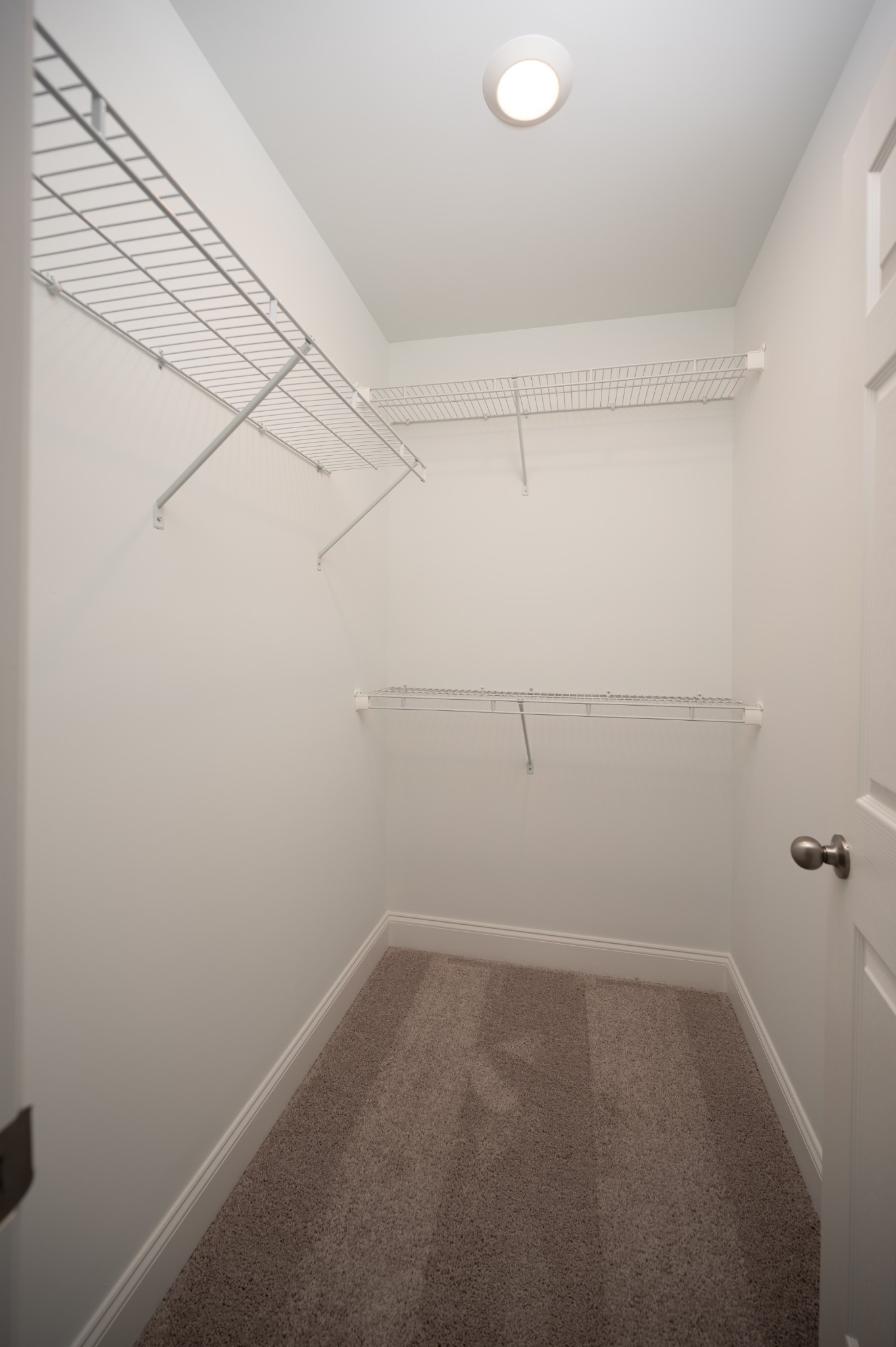 710 Hahn Ct