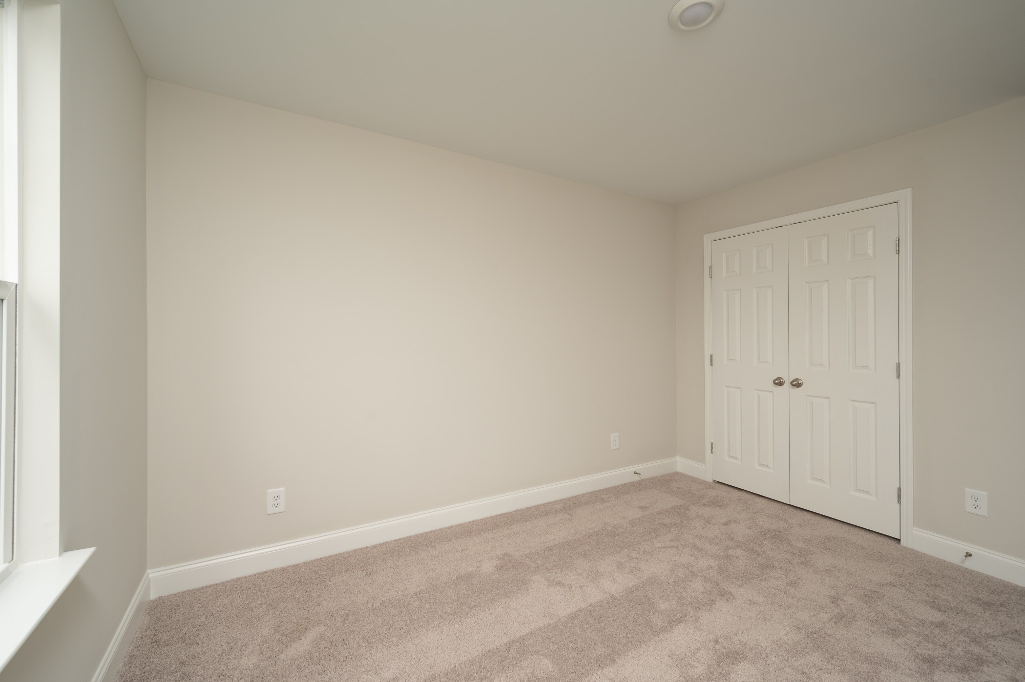 710 Hahn Ct