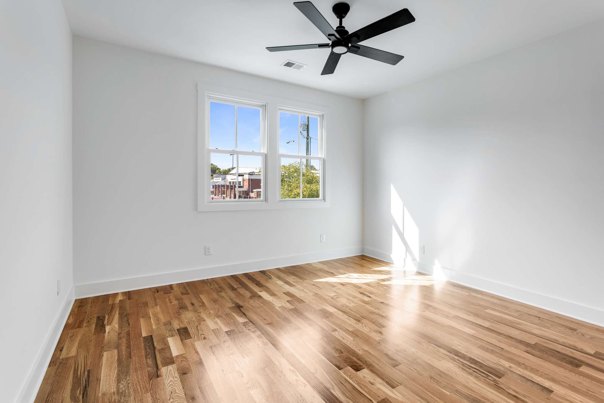 1008A Caldwell Lane