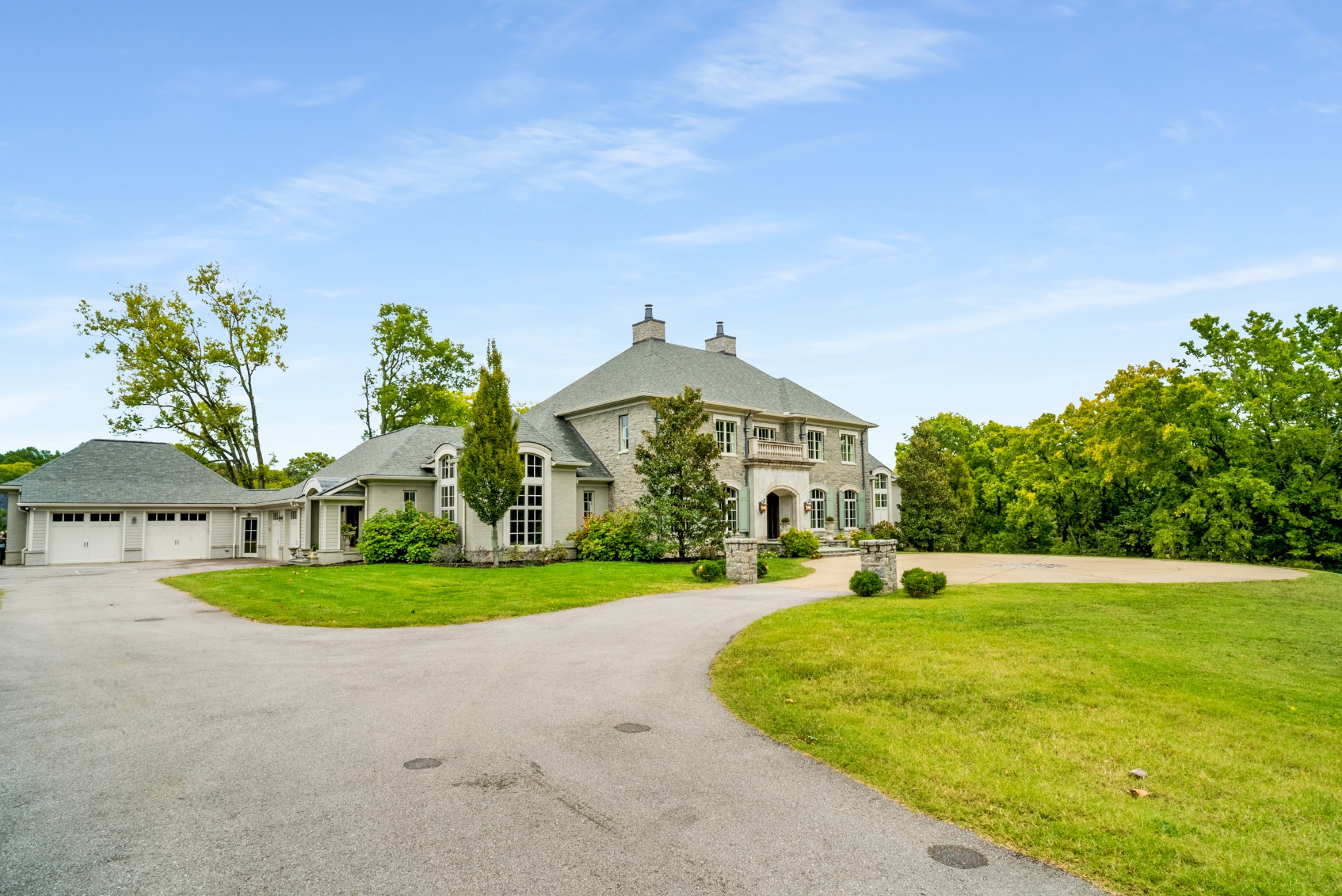 956 Tyne Blvd