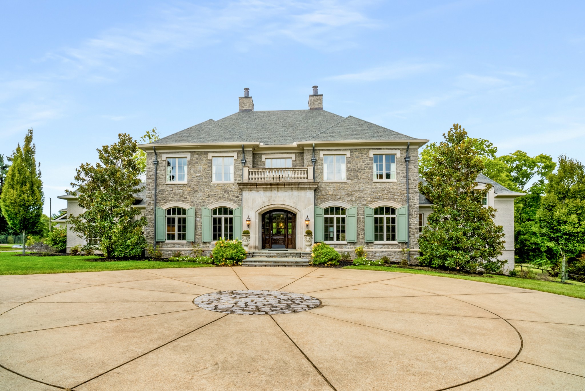 956 Tyne Blvd