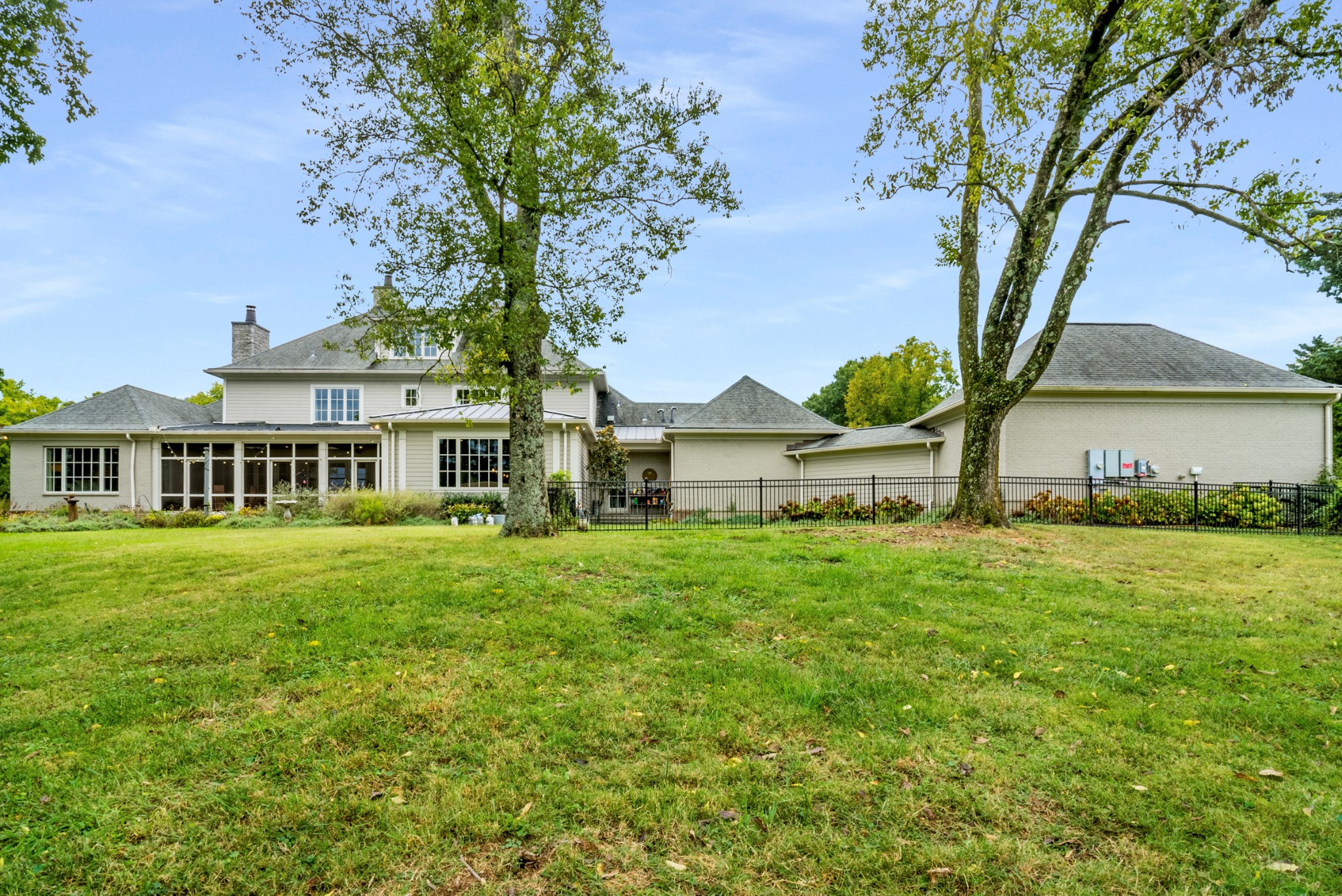 956 Tyne Blvd