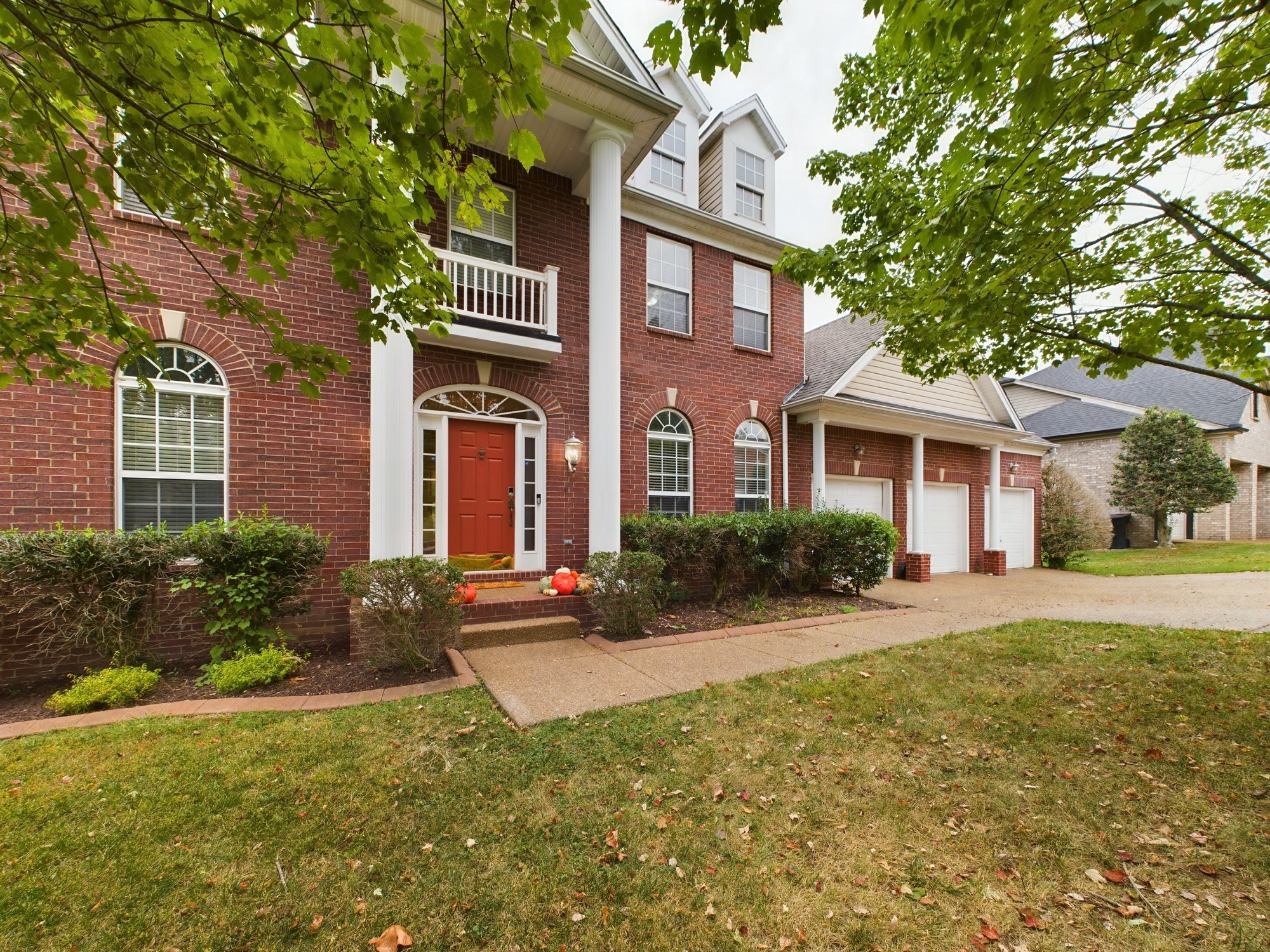 1702 Players Mill Rd
