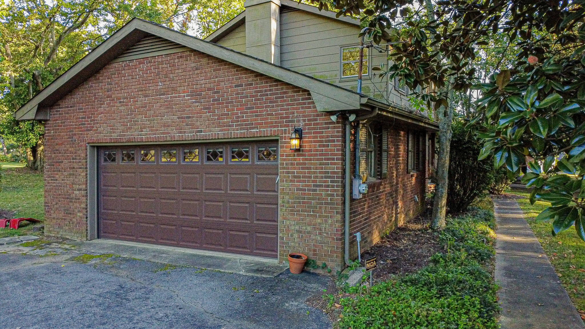 718 Davis Dr