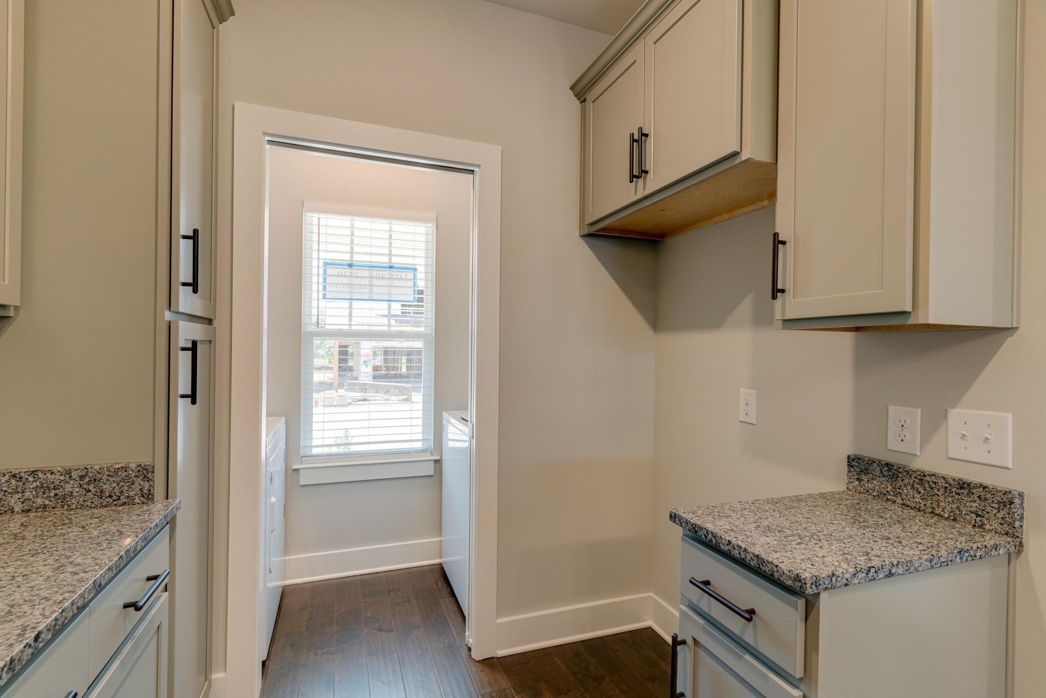 2265 Bayport Ave Unit: 238