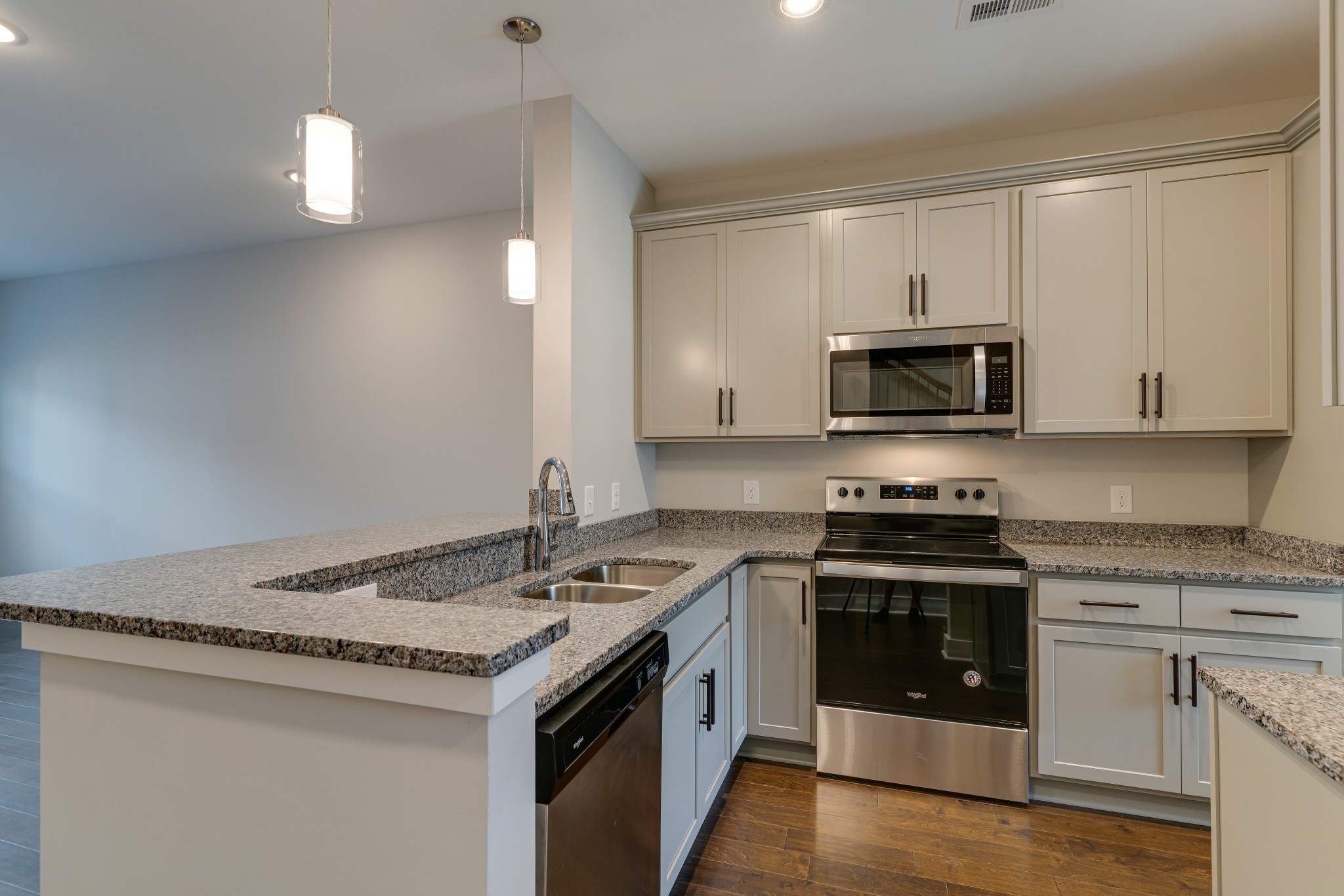 2265 Bayport Ave Unit: 238