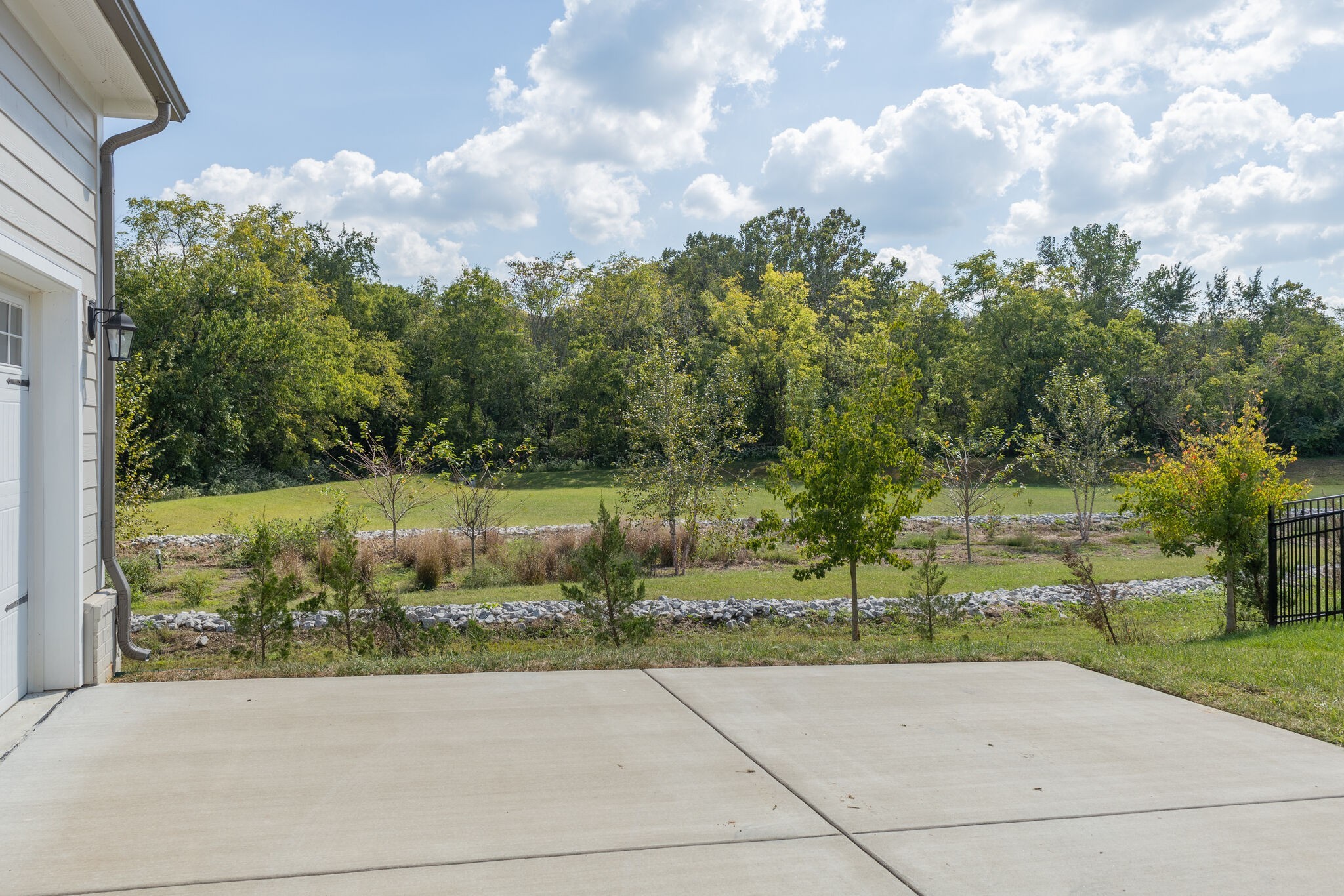 3000 Bushnell Farm Dr
