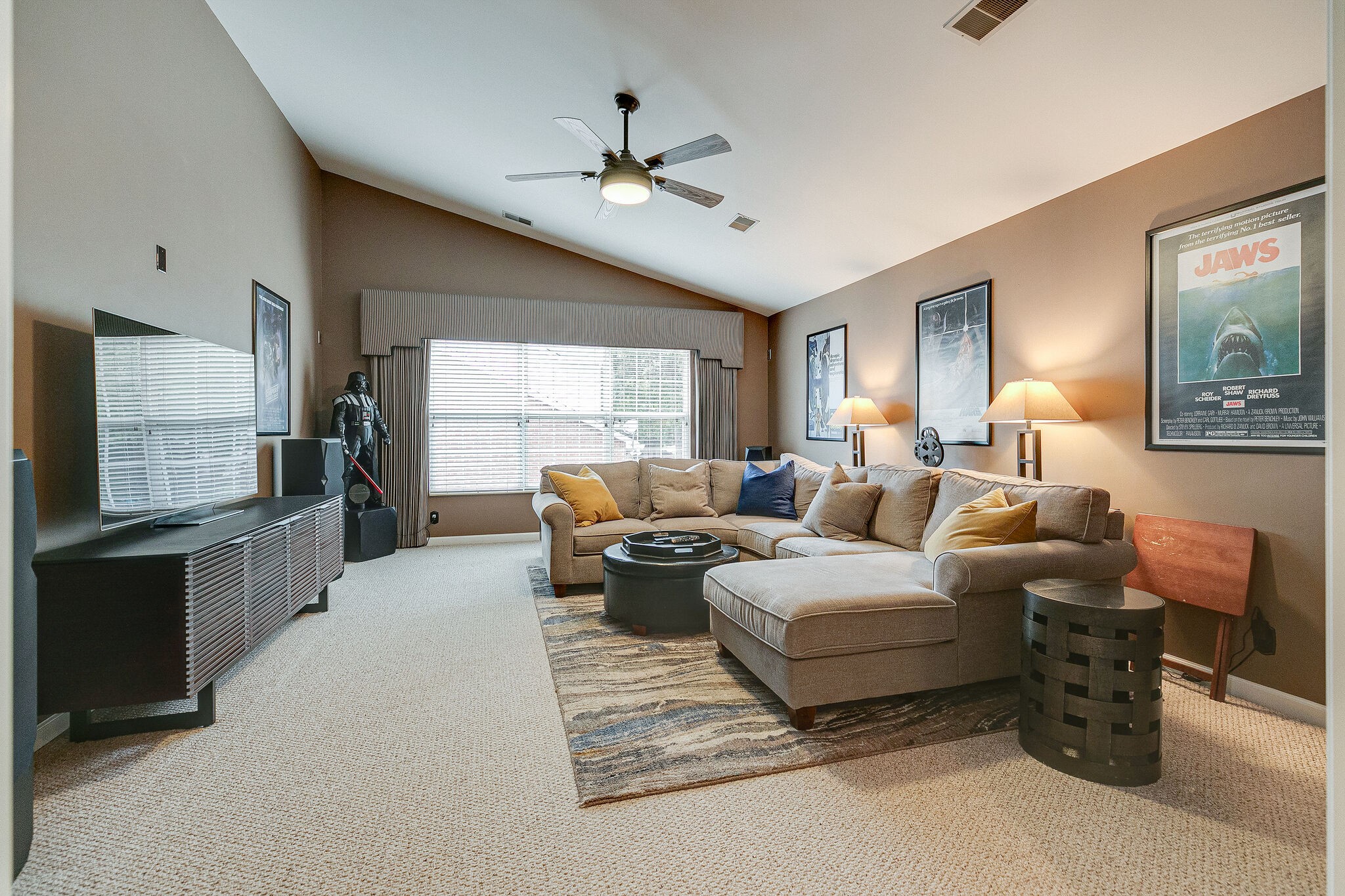 8012 Pine Forest Dr