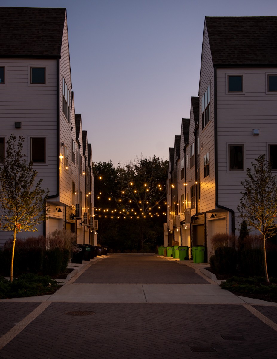 338 E Village Ln