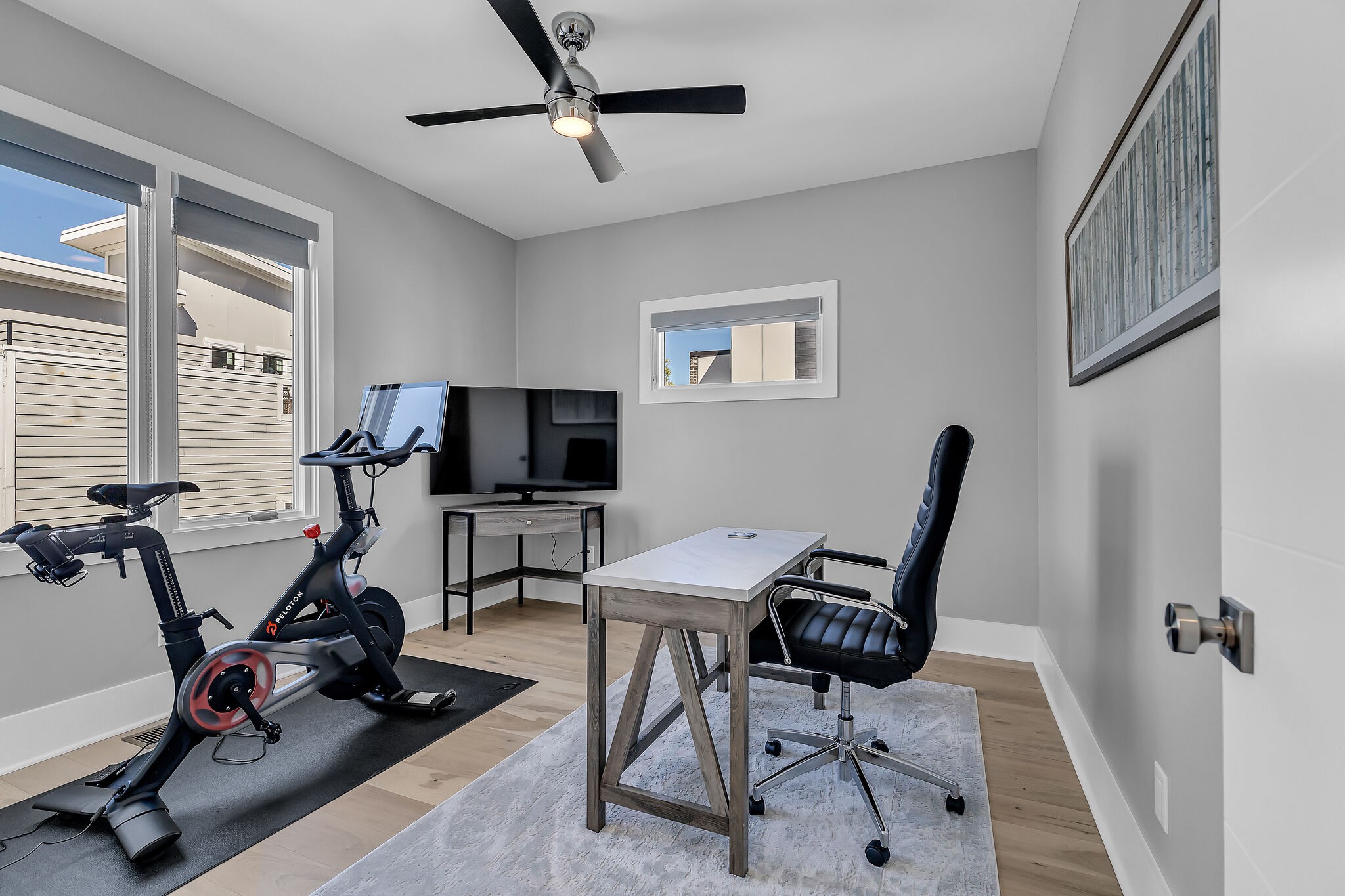 1242 2nd Ave, S Unit: 3