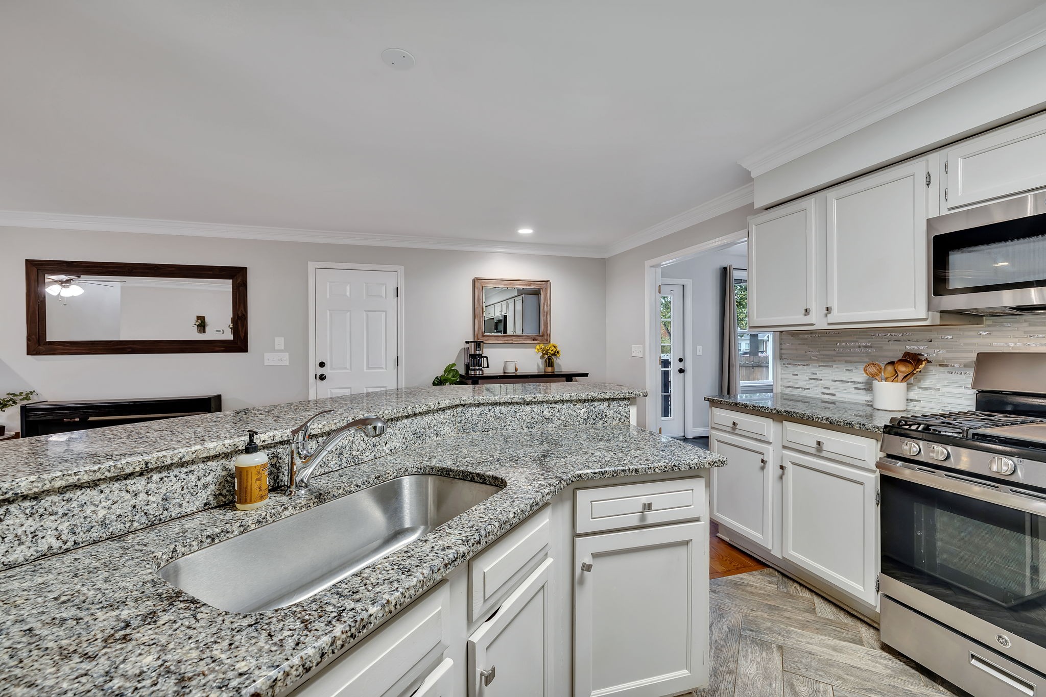 3024 Liberty Hills Dr