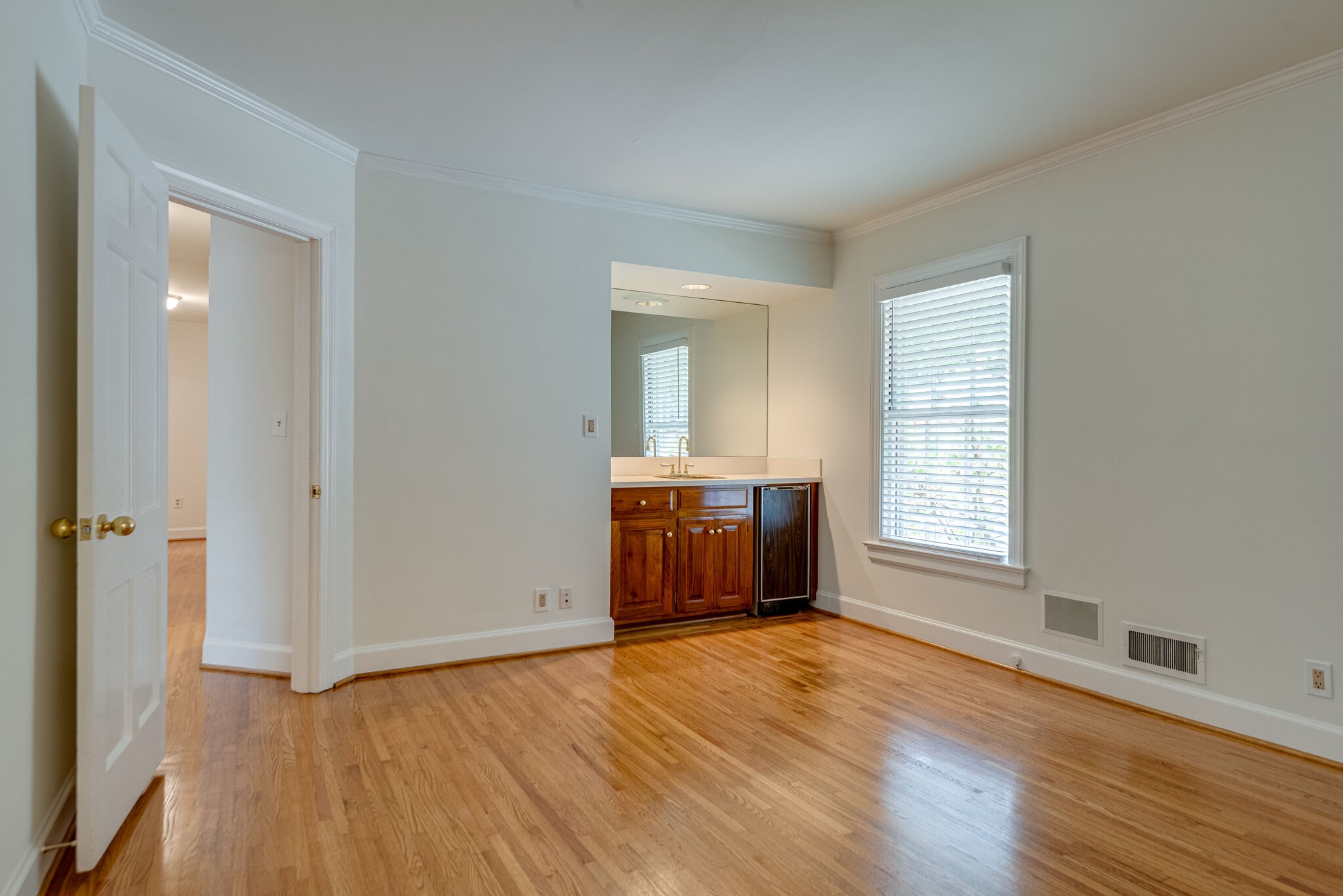 6006 Hickory Valley Rd