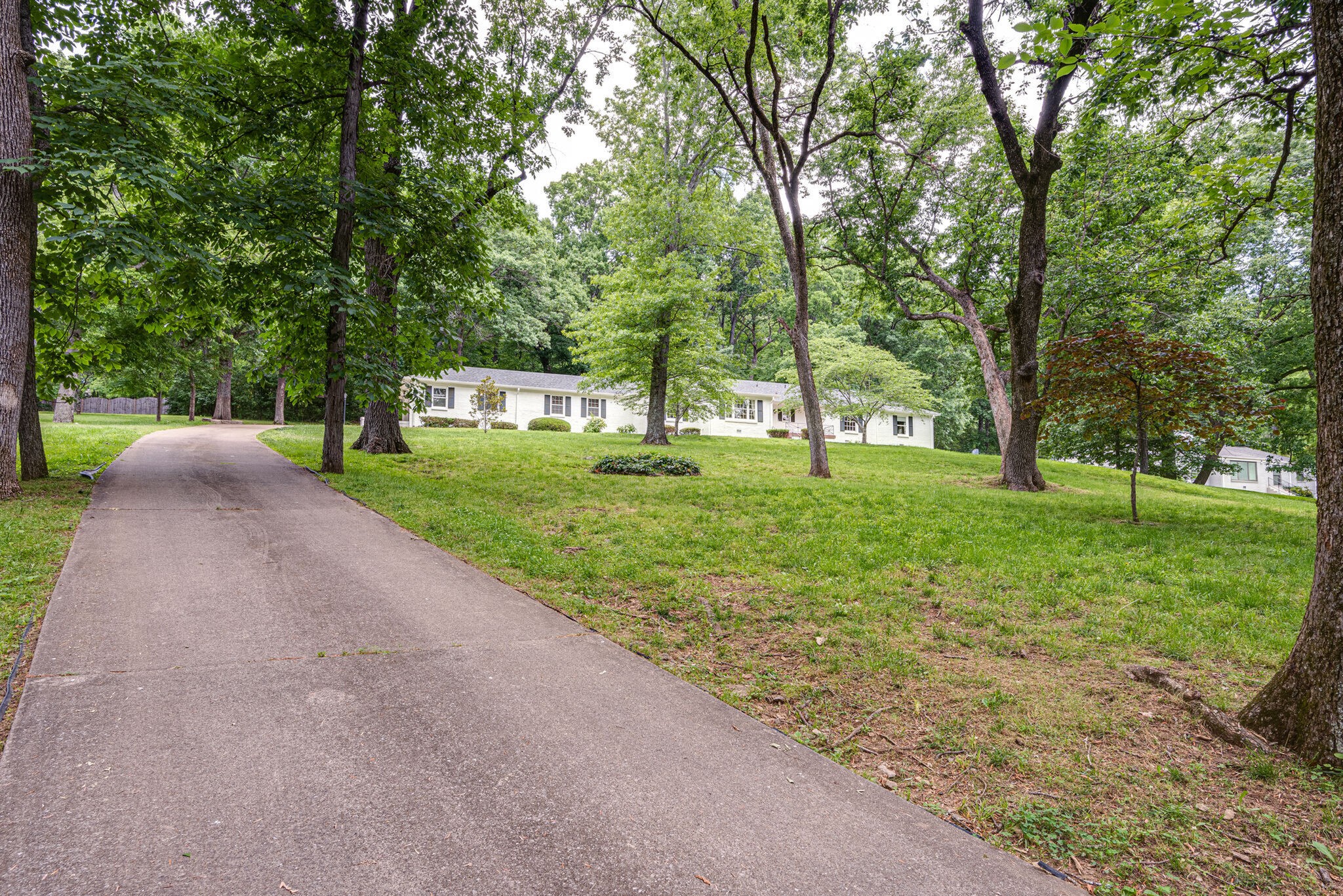 6006 Hickory Valley Rd