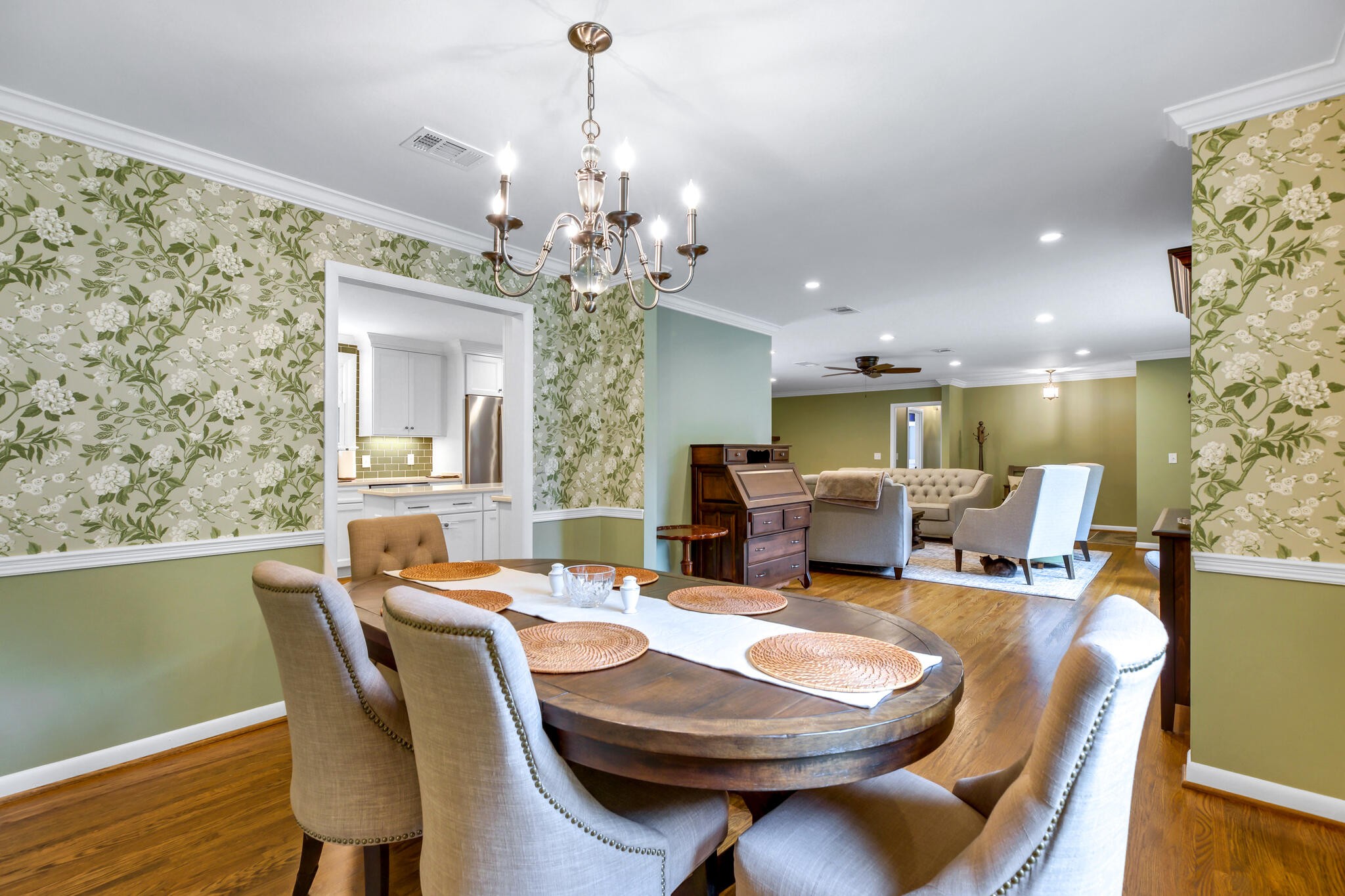 816 Highland Park Ct
