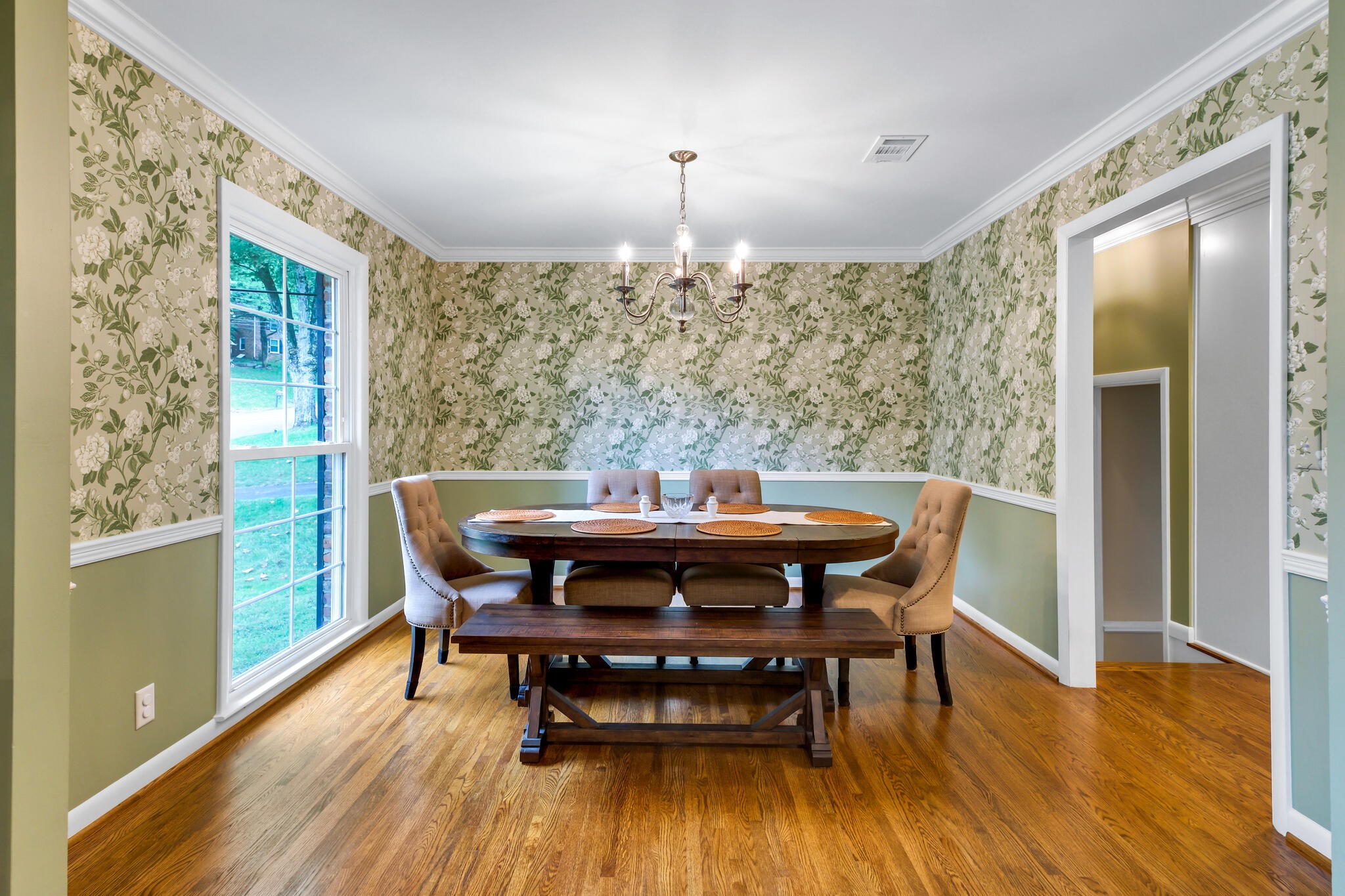 816 Highland Park Ct