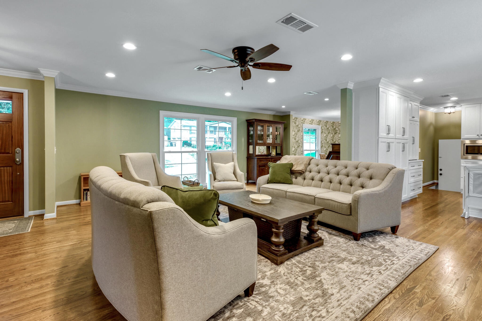 816 Highland Park Ct