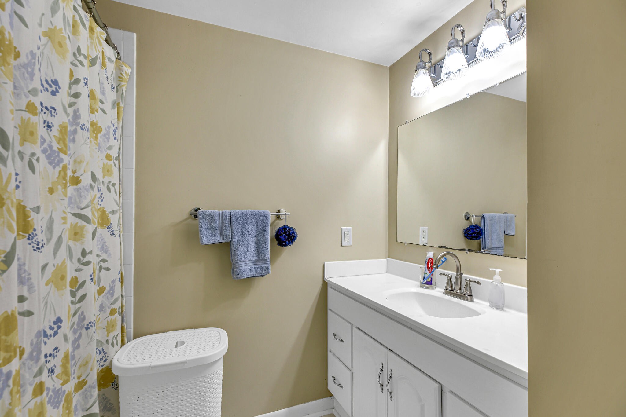 816 Highland Park Ct
