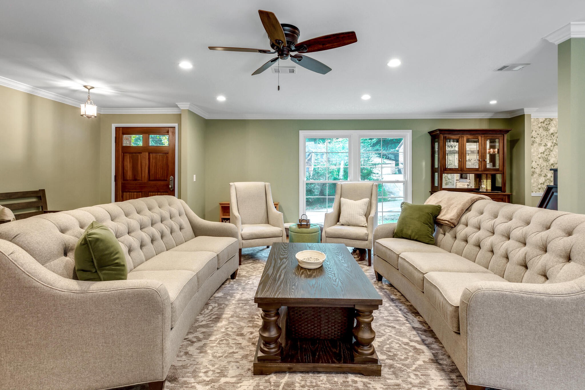 816 Highland Park Ct
