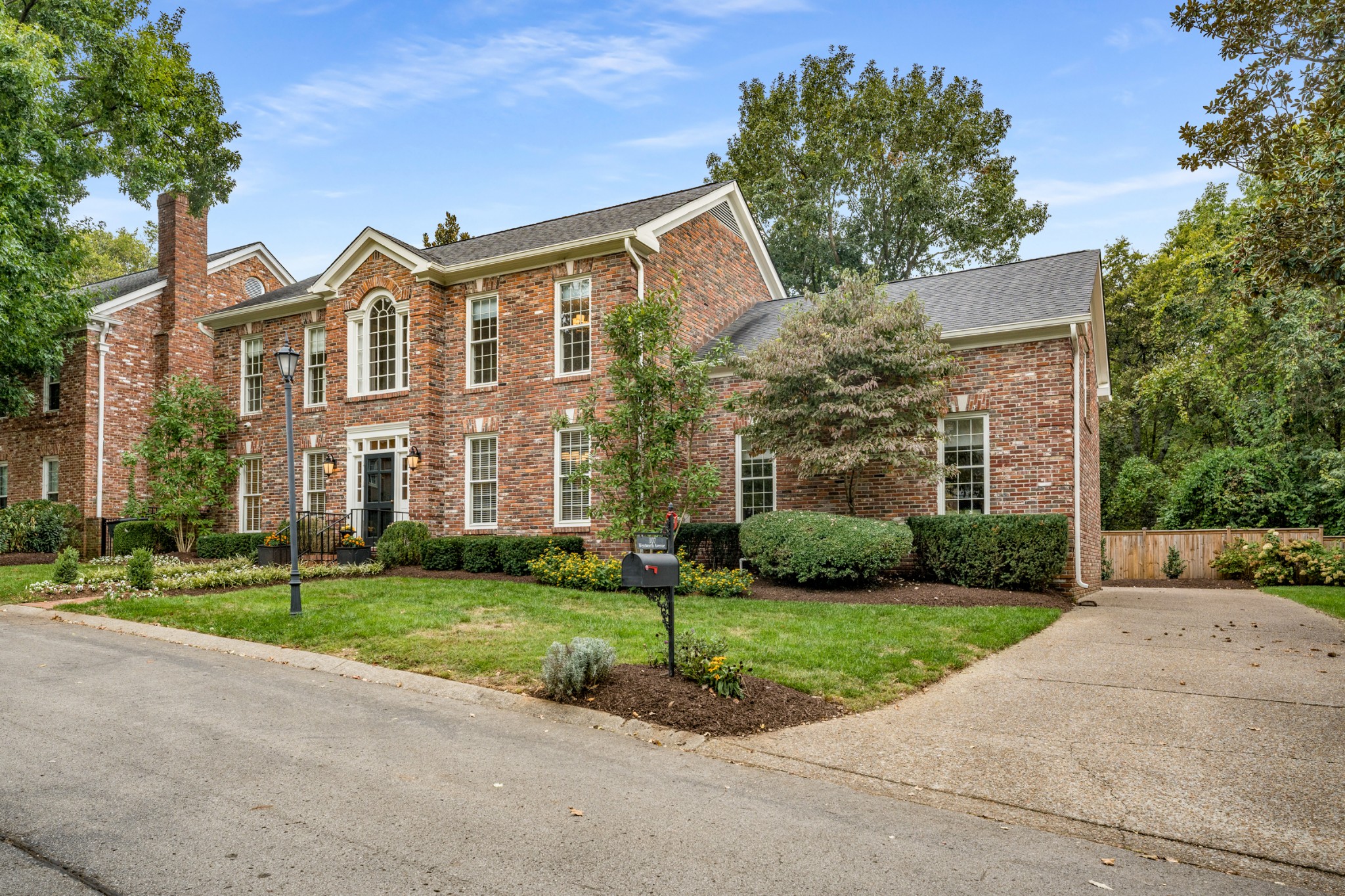107 Wentworth Ave