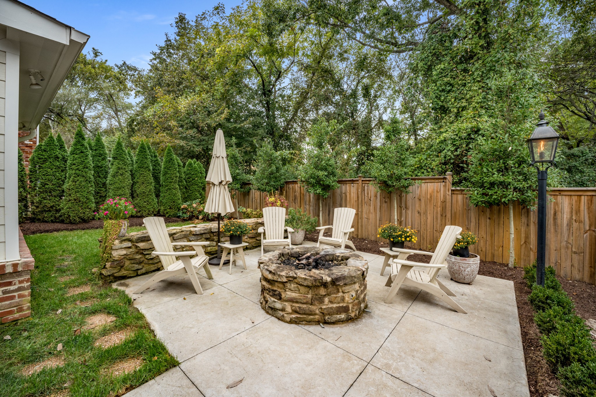 107 Wentworth Ave