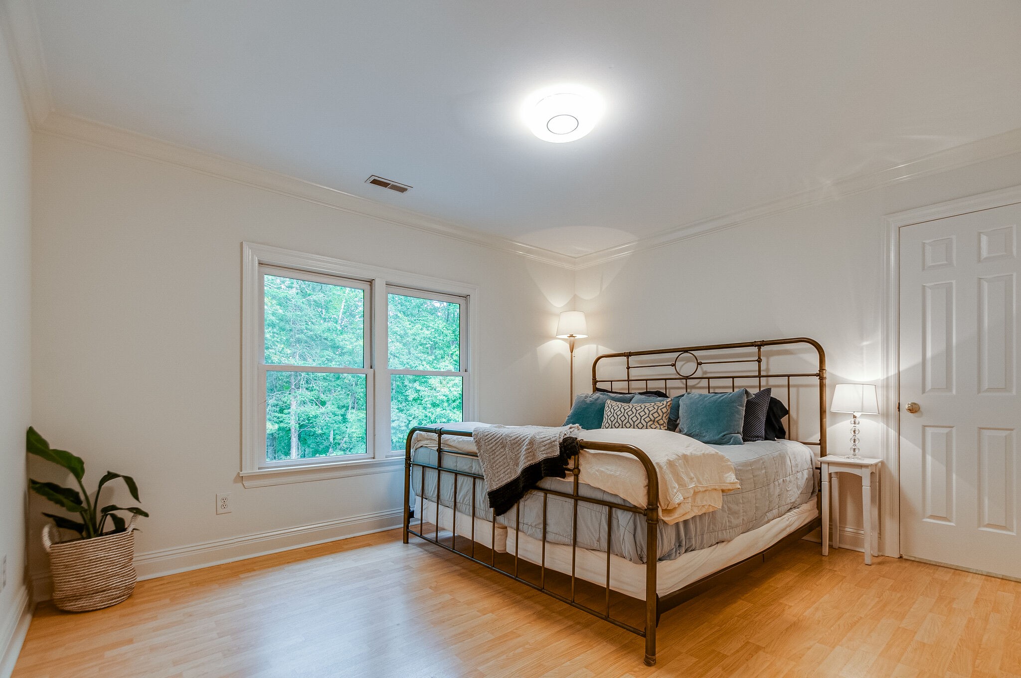 1237 Temple Ridge Dr