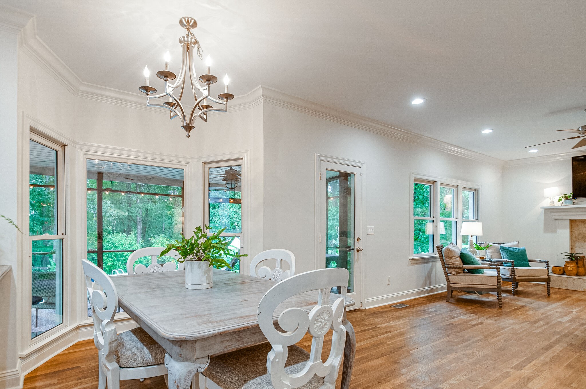 1237 Temple Ridge Dr