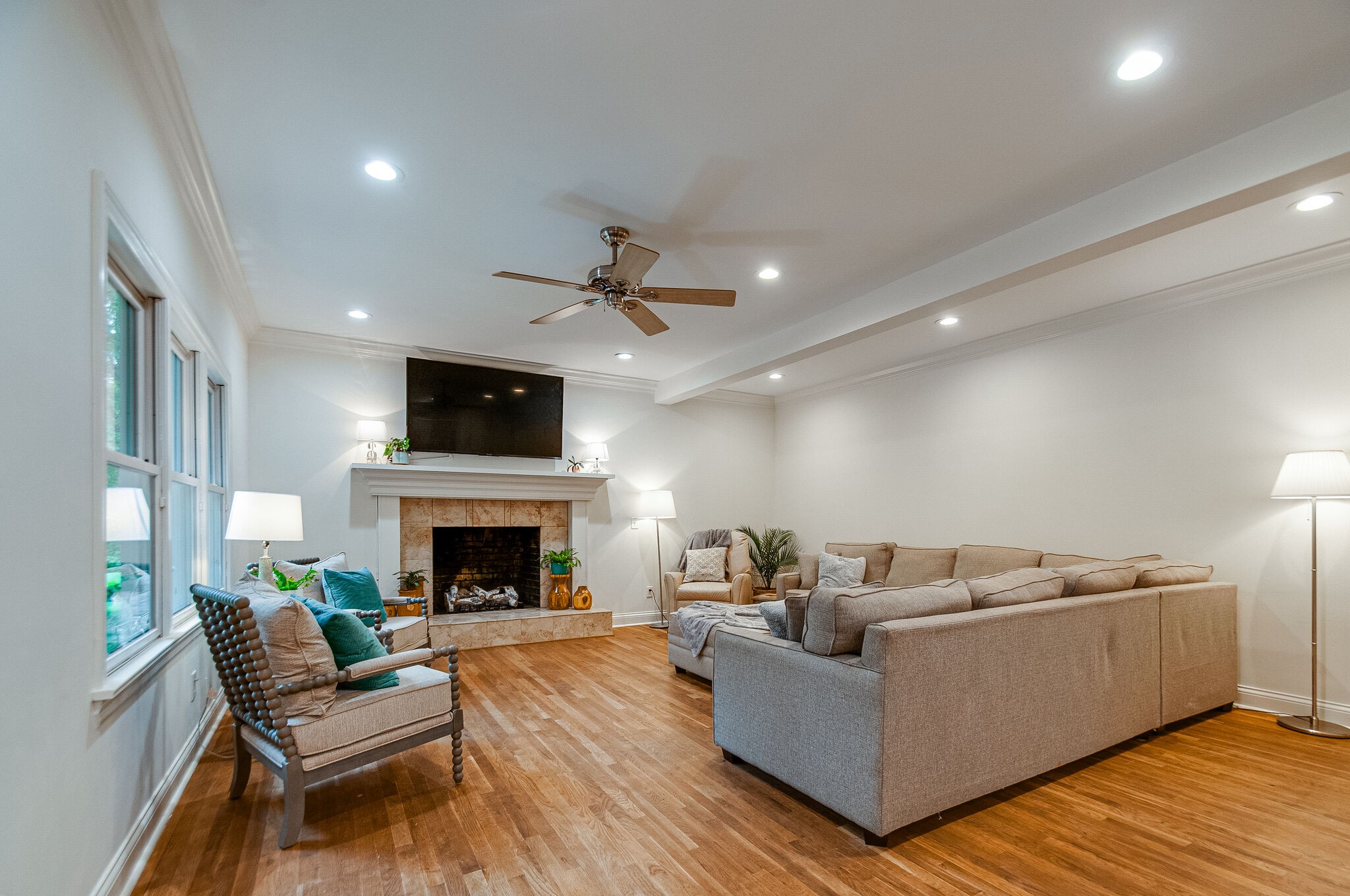 1237 Temple Ridge Dr