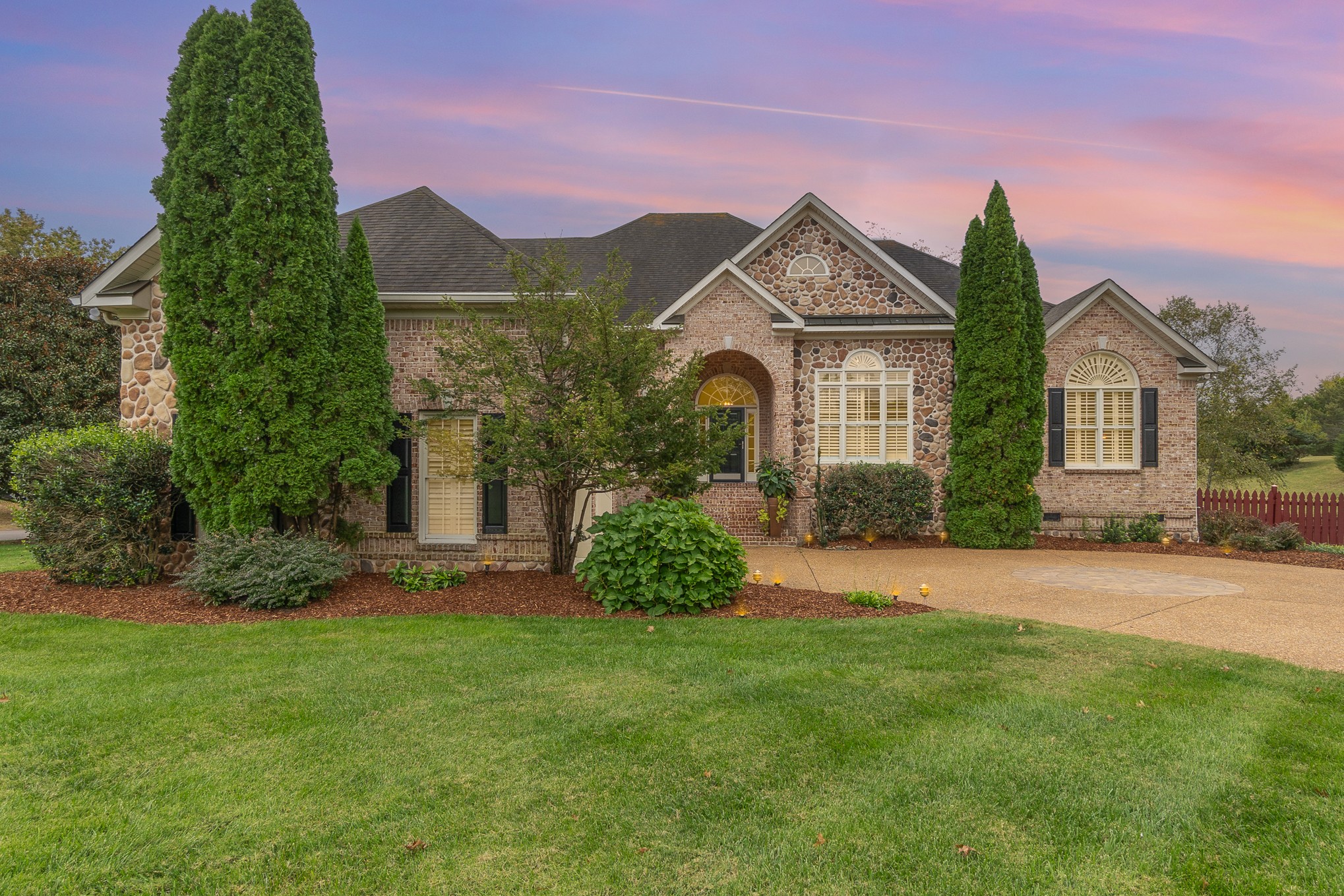 9461 Calais Ct