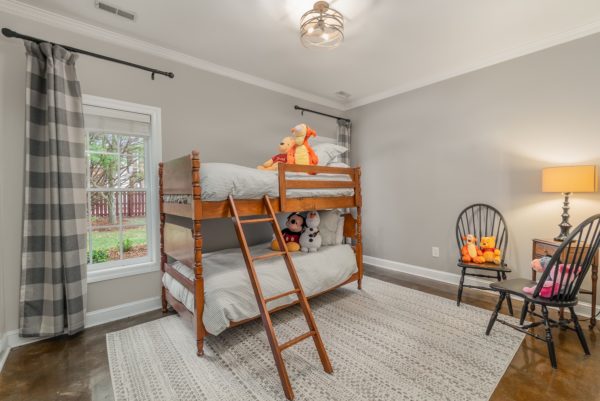 9461 Calais Ct