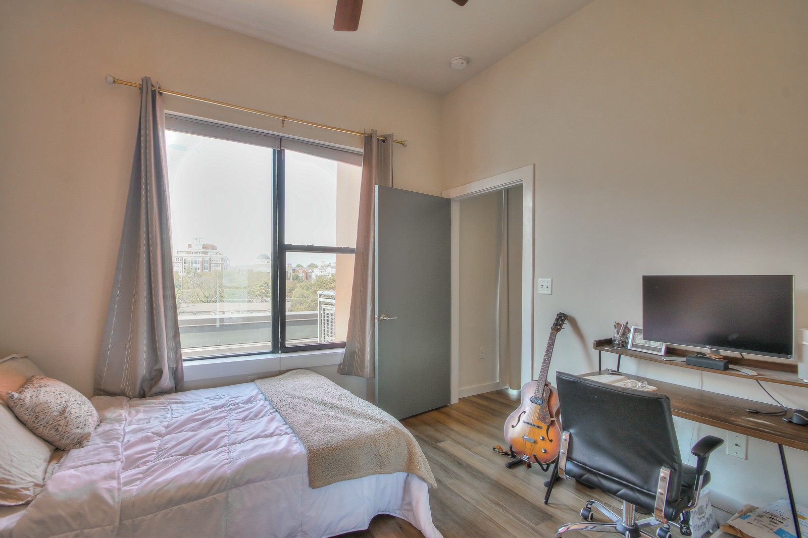 1900 12th Ave, S Unit: 511
