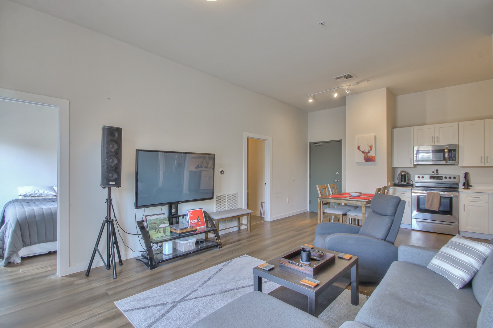 1900 12th Ave, S Unit: 511