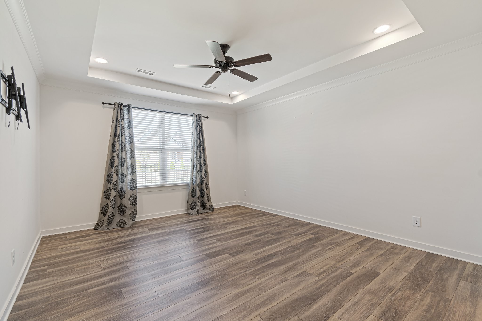 7505 Delancey Dr