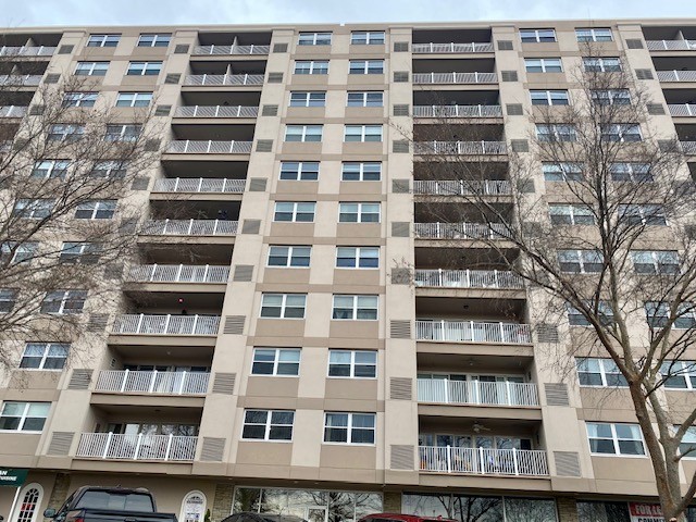 3415 W End Ave Unit: 910E