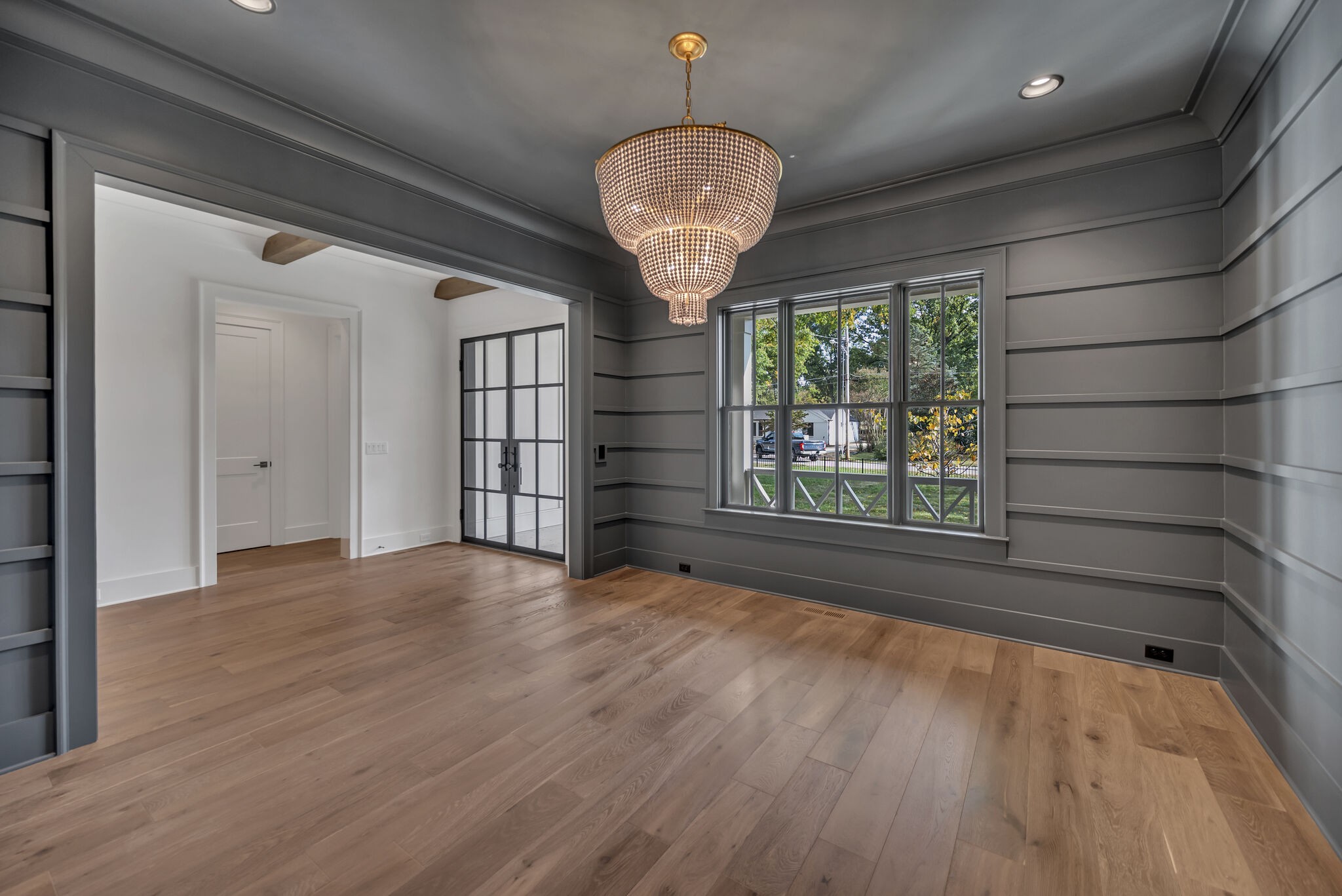 4125 Outer Dr